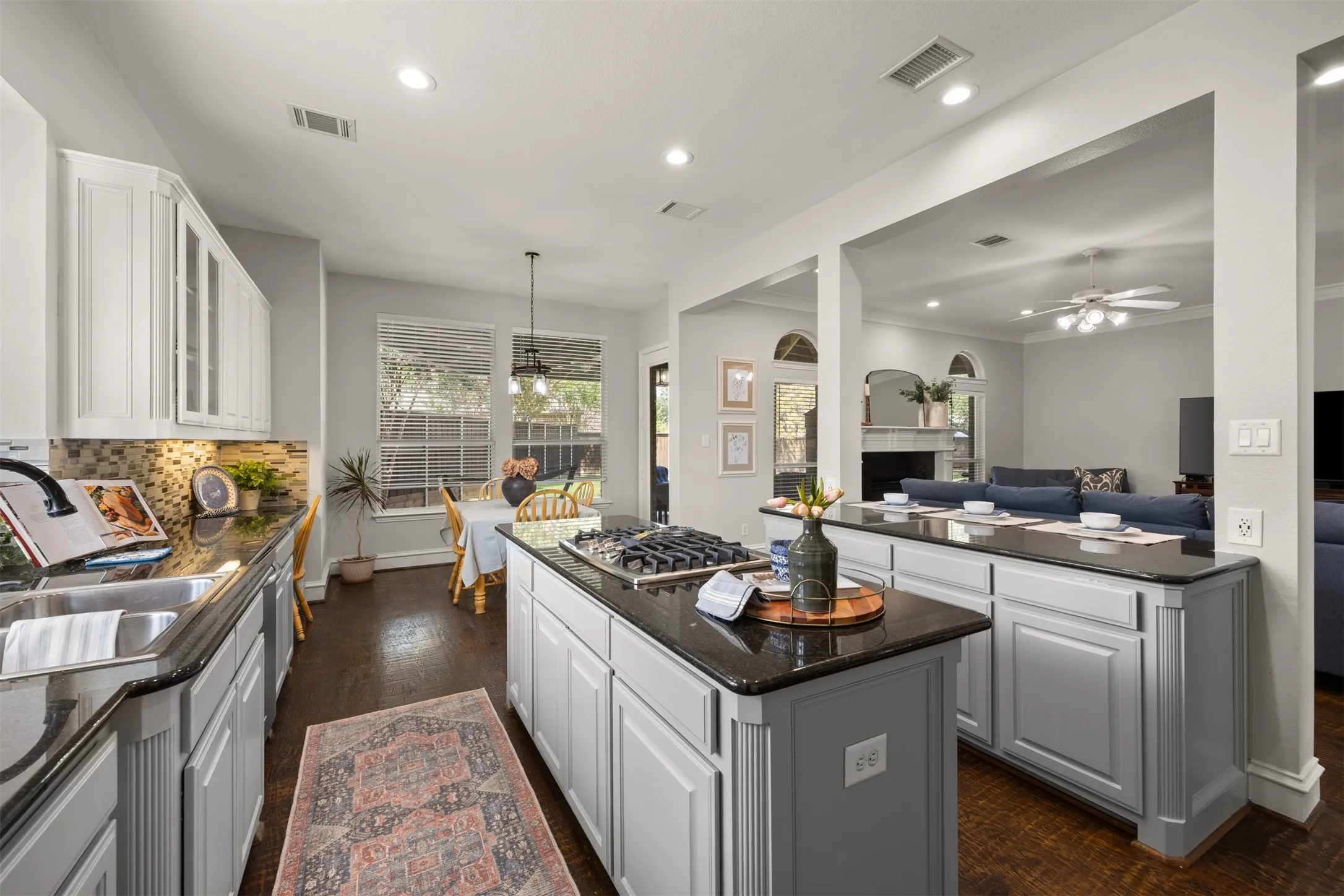 Cook up something amazing in this kitchen!