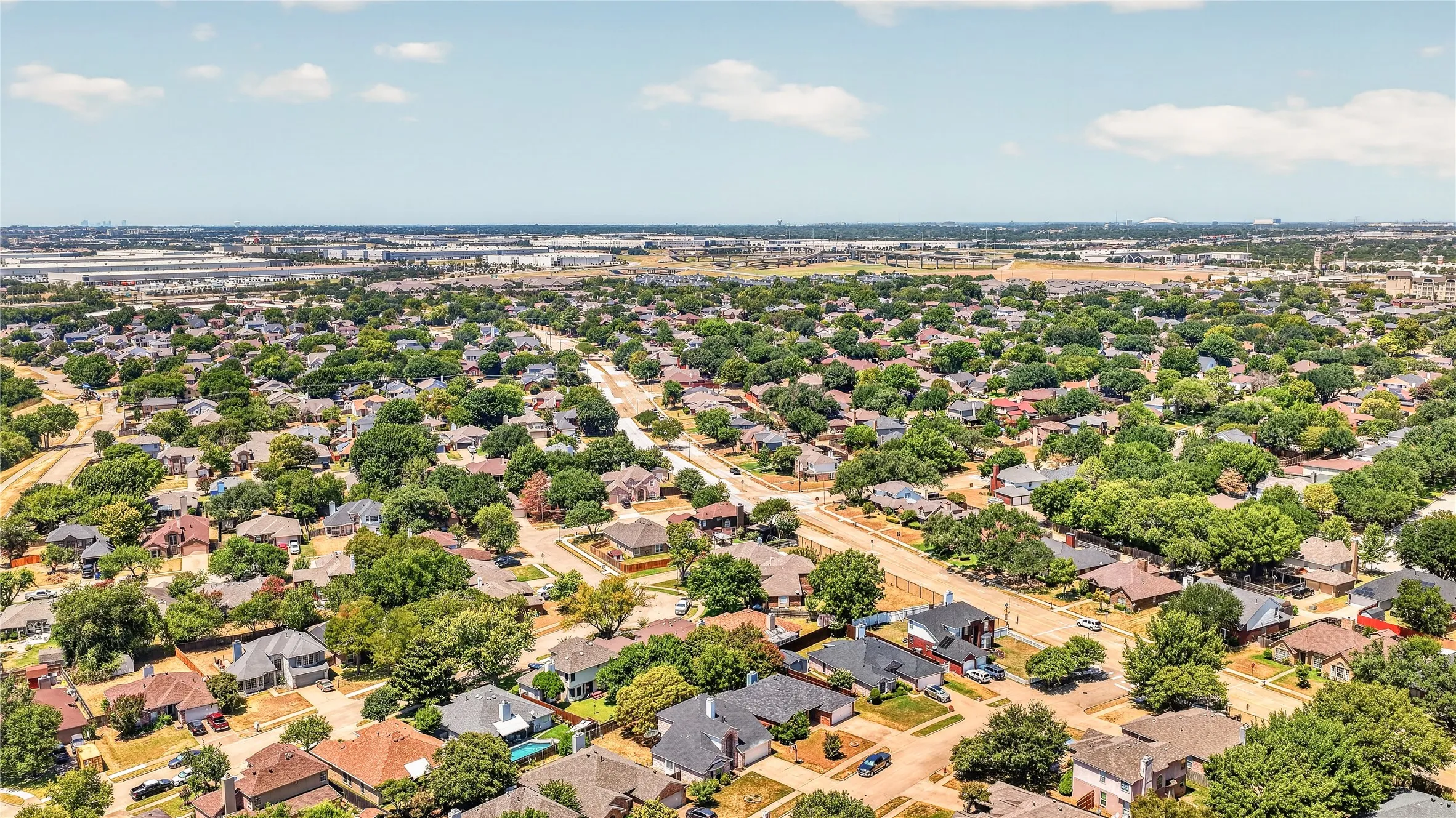 Single Family Residence For Sale in Tarrant County , 4309 Grason Drive, Grand Prairie, Texas 75052, 3 Bedroom, 2 Bathroom, 2 Garage spaces, 1,523 Sqft, built in 1990, mls#21382781, Real Estate Agent in Grand Prairie, Homes For Sale in Tarrant county, Homes For Sale in Grand Prairie, Realtor in Grand Prairie Texas, Real Estate Brokerage Independent Realty Texas, Luminita Cordes Realtor