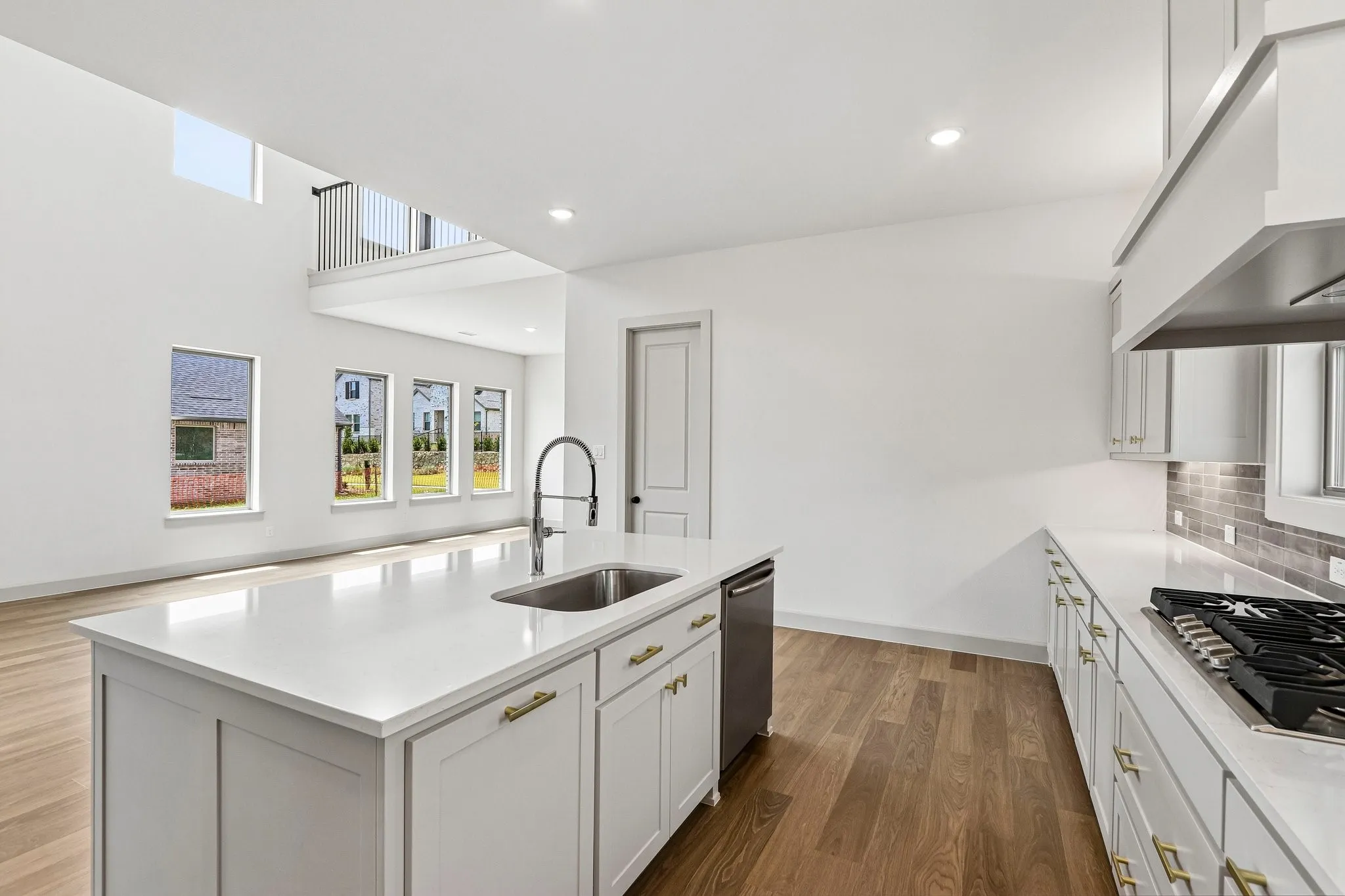 The chef in the family will never be left out of the party in this wonderful space!