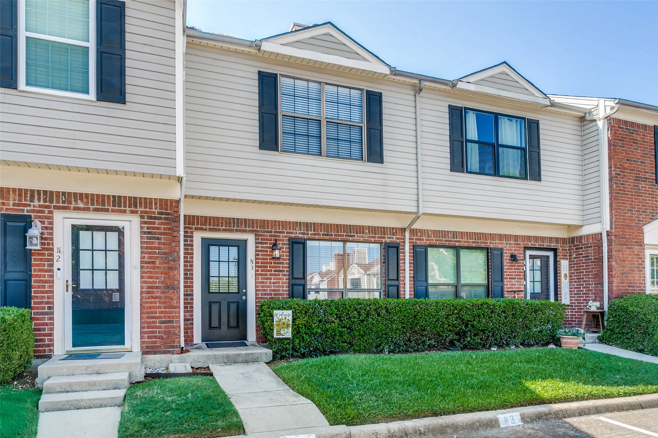Condominium For Sale in Dallas County , 208 Samuel Boulevard 3N, Coppell, Texas 75019, 2 Bedroom, 2 Bathroom, Garage spaces, 1,221 Sqft, built in 1984, mls#21379728, Real Estate Agent in Coppell, Homes For Sale in Dallas county, Homes For Sale in Coppell, Realtor in Coppell Texas, Real Estate Brokerage Independent Realty Texas, Luminita Cordes Realtor