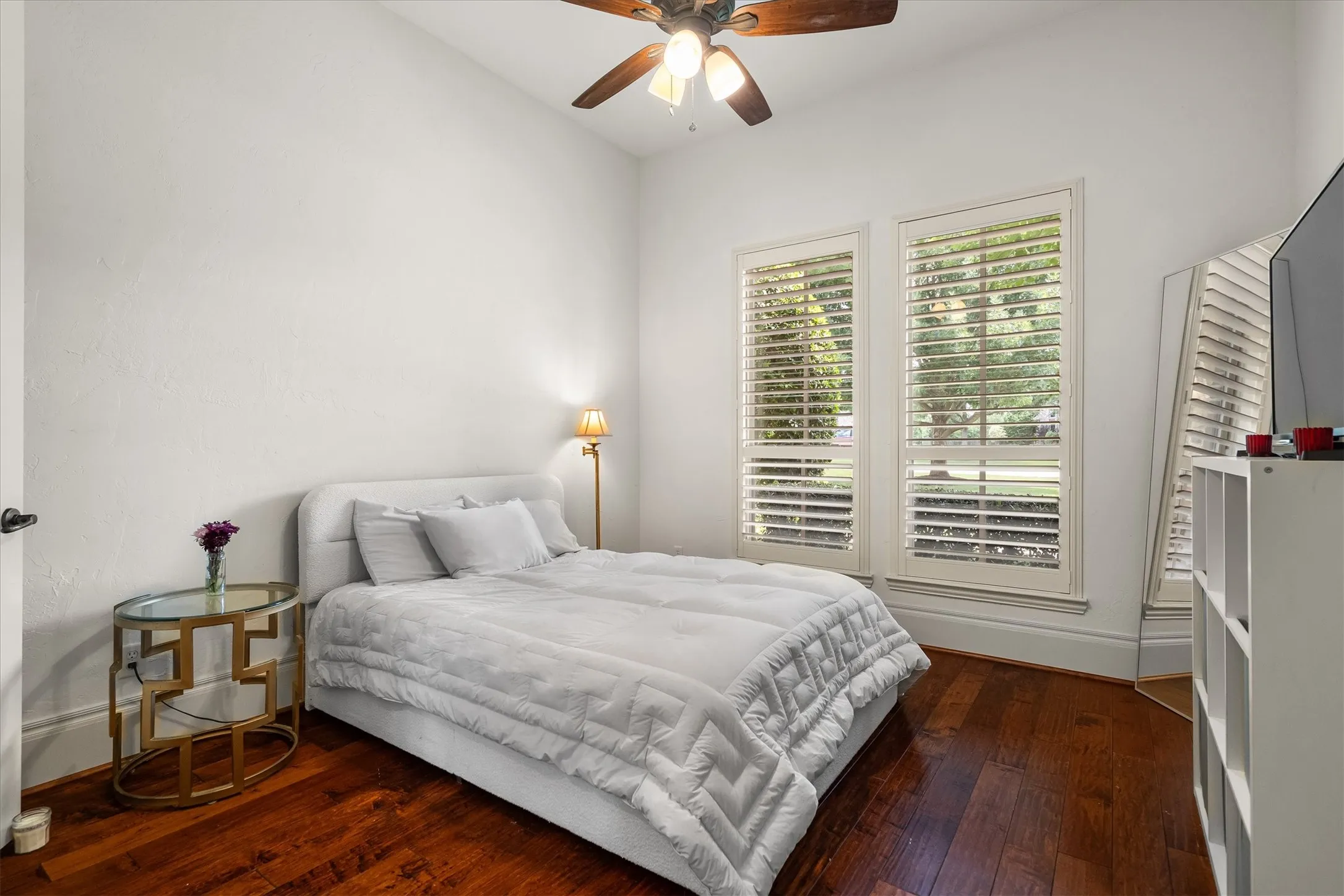 Single Family Residence For Sale in Denton County , 2301 Bella Lago Drive, Flower Mound, Texas 75022, 5 Bedroom, 6 Bathroom, 4 Garage spaces, 5,483 Sqft, built in 2009, mls#21382796, Real Estate Agent in Flower Mound, Homes For Sale in Denton county, Homes For Sale in Flower Mound, Realtor in Flower Mound Texas, Real Estate Brokerage Independent Realty Texas, Luminita Cordes Realtor
