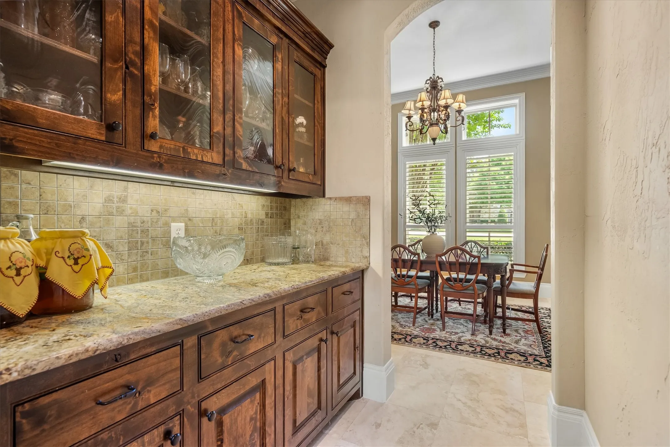 Single Family Residence For Sale in Denton County , 2301 Bella Lago Drive, Flower Mound, Texas 75022, 5 Bedroom, 6 Bathroom, 4 Garage spaces, 5,483 Sqft, built in 2009, mls#21382796, Real Estate Agent in Flower Mound, Homes For Sale in Denton county, Homes For Sale in Flower Mound, Realtor in Flower Mound Texas, Real Estate Brokerage Independent Realty Texas, Luminita Cordes Realtor
