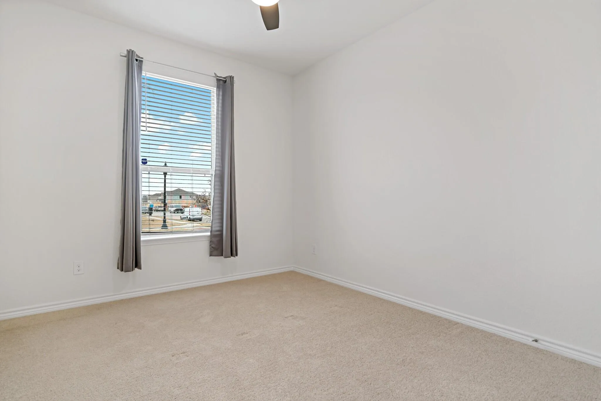 Single Family Residence For Rent in Denton County , 2632 Wesley Avenue, Aubrey, Texas 76227, 3 Bedroom, 2 Bathroom, 2 Garage spaces, 1,864 Sqft, built in 2018, mls#21382415, Real Estate Agent in Aubrey, Homes For Rent in Denton county, Homes For Rent in Aubrey, Realtor in Aubrey Texas, Real Estate Brokerage Independent Realty Texas, Luminita Cordes Realtor