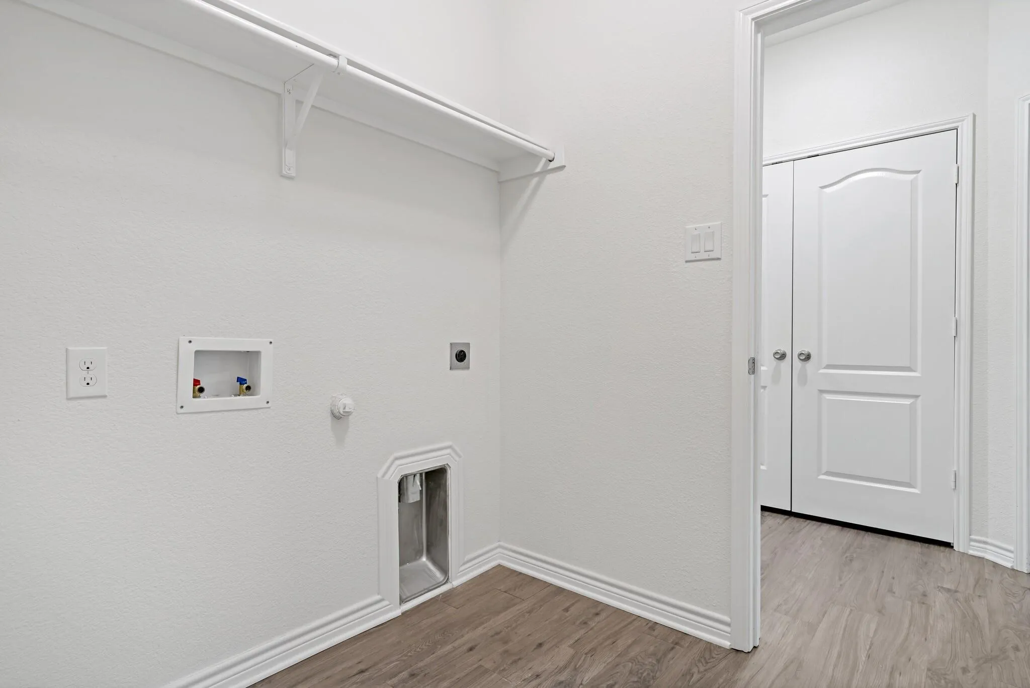 Single Family Residence For Rent in Denton County , 2632 Wesley Avenue, Aubrey, Texas 76227, 3 Bedroom, 2 Bathroom, 2 Garage spaces, 1,864 Sqft, built in 2018, mls#21382415, Real Estate Agent in Aubrey, Homes For Rent in Denton county, Homes For Rent in Aubrey, Realtor in Aubrey Texas, Real Estate Brokerage Independent Realty Texas, Luminita Cordes Realtor