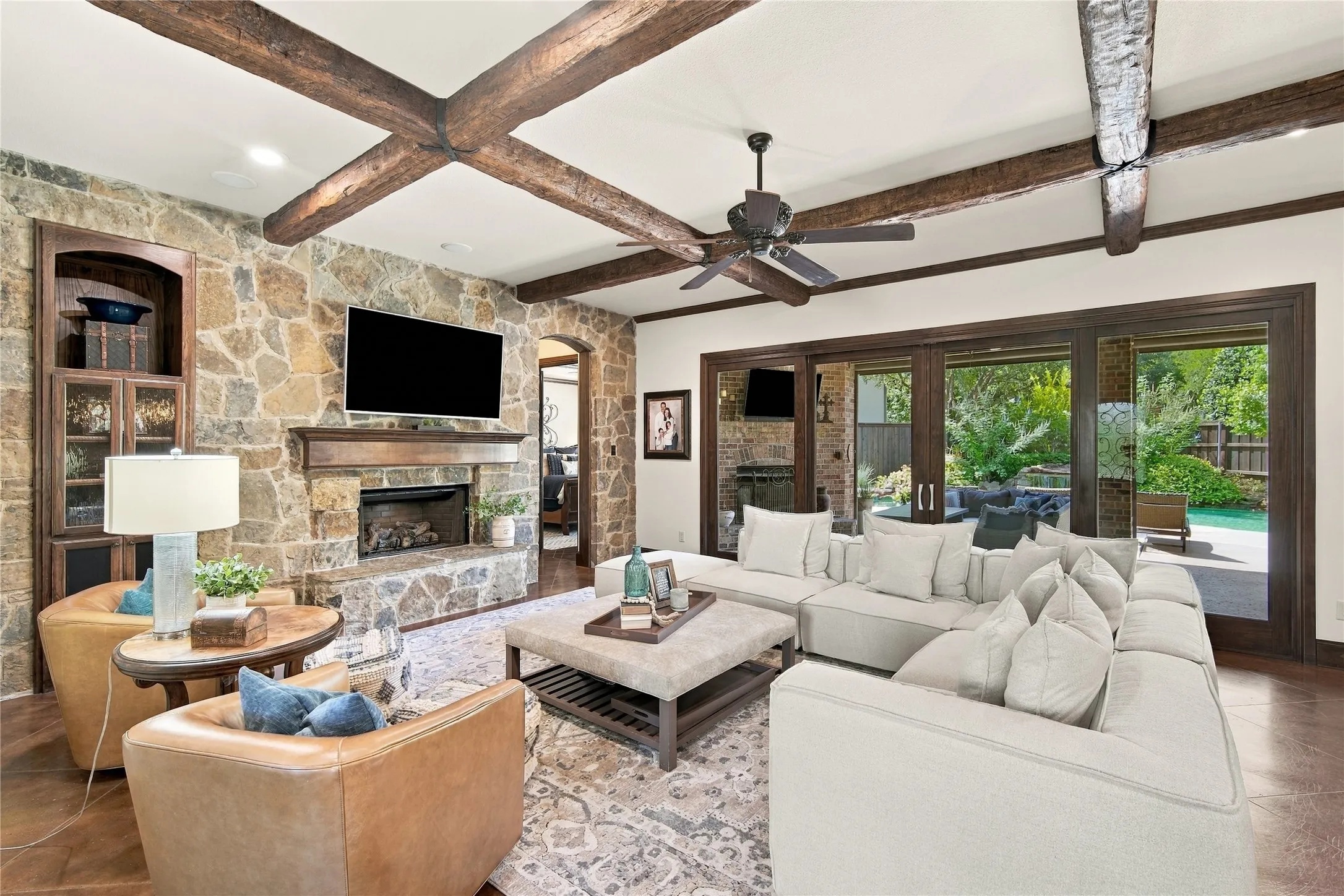 Single Family Residence For Sale in Tarrant County , 1407 Long And Winding Road, Mansfield, Texas 76063, 4 Bedroom, 4 Bathroom, 3 Garage spaces, 3,602 Sqft, built in 2008, mls#21382144, Real Estate Agent in Mansfield, Homes For Sale in Tarrant county, Homes For Sale in Mansfield, Realtor in Mansfield Texas, Real Estate Brokerage Independent Realty Texas, Luminita Cordes Realtor