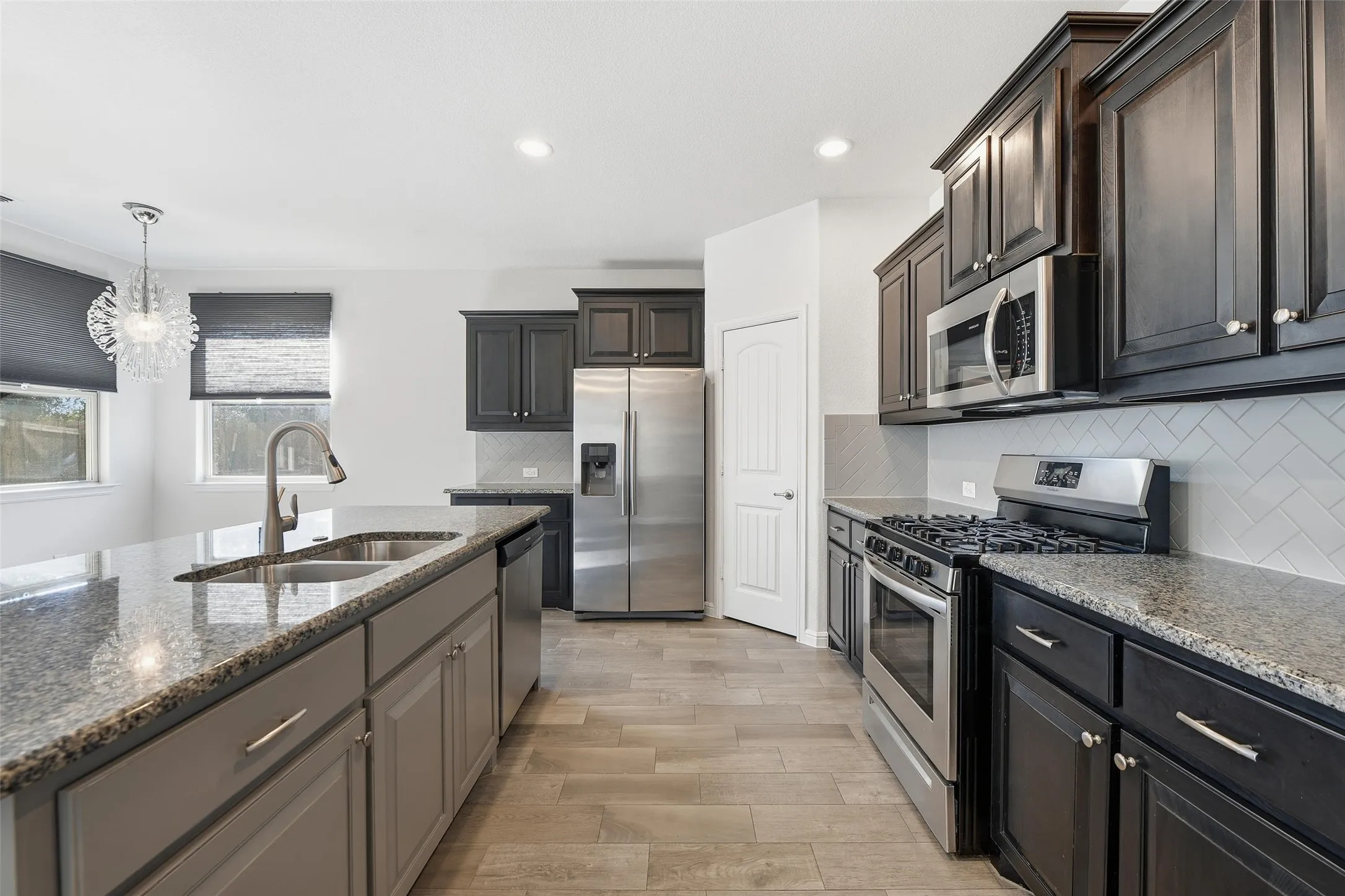 Single Family Residence For Sale in Denton County , 4409 Chicory Court, Denton, Texas 76210, 3 Bedroom, 2 Bathroom, 2 Garage spaces, 1,656 Sqft, built in 2018, mls#21369964, Real Estate Agent in Denton, Homes For Sale in Denton county, Homes For Sale in Denton, Realtor in Denton Texas, Real Estate Brokerage Independent Realty Texas, Luminita Cordes Realtor