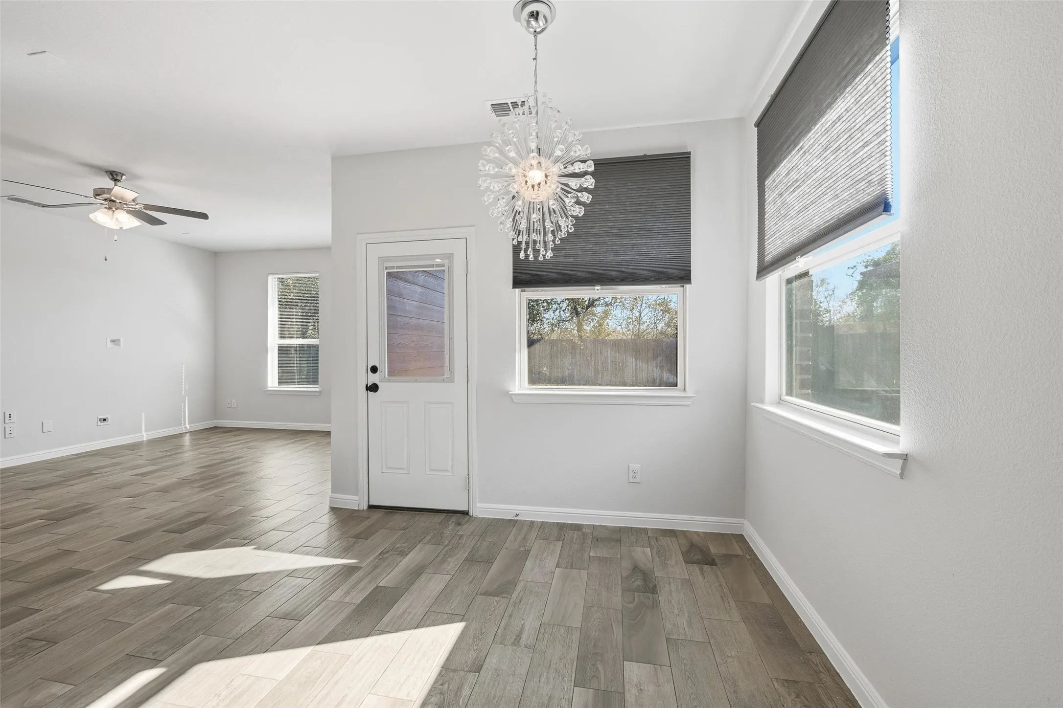 Single Family Residence For Sale in Denton County , 4409 Chicory Court, Denton, Texas 76210, 3 Bedroom, 2 Bathroom, 2 Garage spaces, 1,656 Sqft, built in 2018, mls#21369964, Real Estate Agent in Denton, Homes For Sale in Denton county, Homes For Sale in Denton, Realtor in Denton Texas, Real Estate Brokerage Independent Realty Texas, Luminita Cordes Realtor