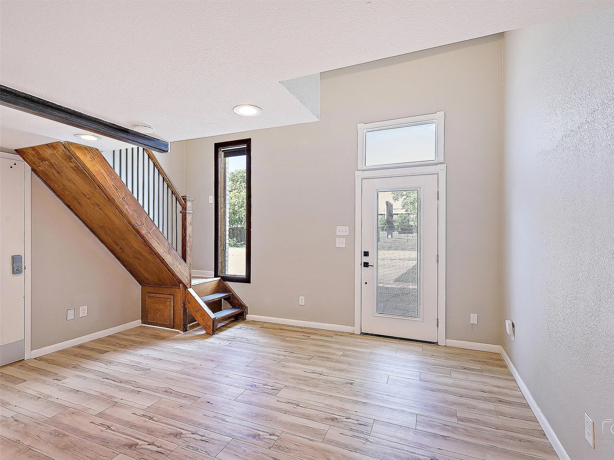 Apartment For Rent in Collin County , 6314 Lockheed Street 1, Plano, Texas 75093, 1 Bedroom, 1 Bathroom, Garage spaces, 543 Sqft, built in 1984, mls#21368648, Real Estate Agent in Plano, Homes For Rent in Collin county, Homes For Rent in Plano, Realtor in Plano Texas, Real Estate Brokerage Independent Realty Texas, Luminita Cordes Realtor