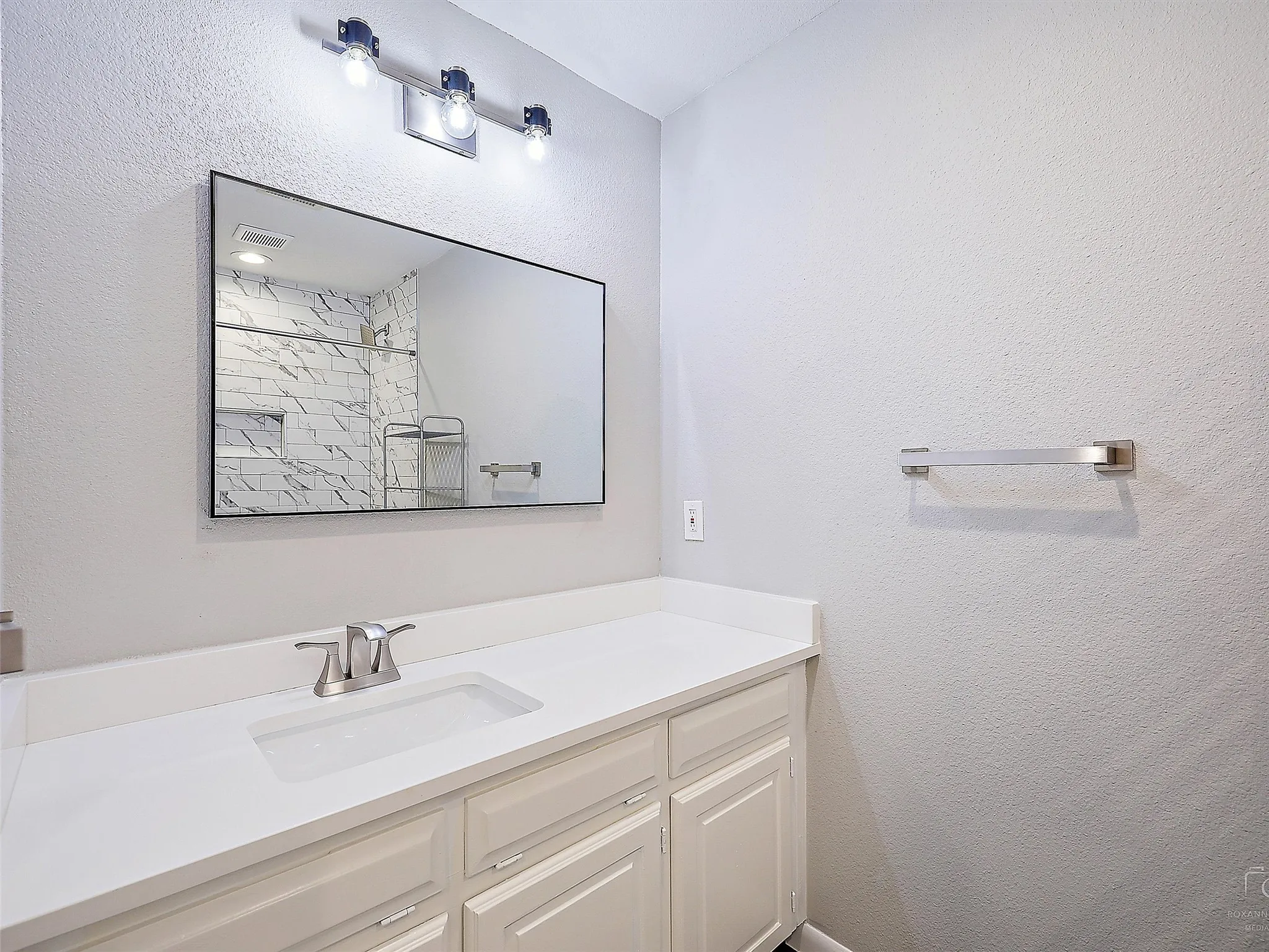 Apartment For Rent in Collin County , 6314 Lockheed Street 1, Plano, Texas 75093, 1 Bedroom, 1 Bathroom, Garage spaces, 543 Sqft, built in 1984, mls#21368648, Real Estate Agent in Plano, Homes For Rent in Collin county, Homes For Rent in Plano, Realtor in Plano Texas, Real Estate Brokerage Independent Realty Texas, Luminita Cordes Realtor
