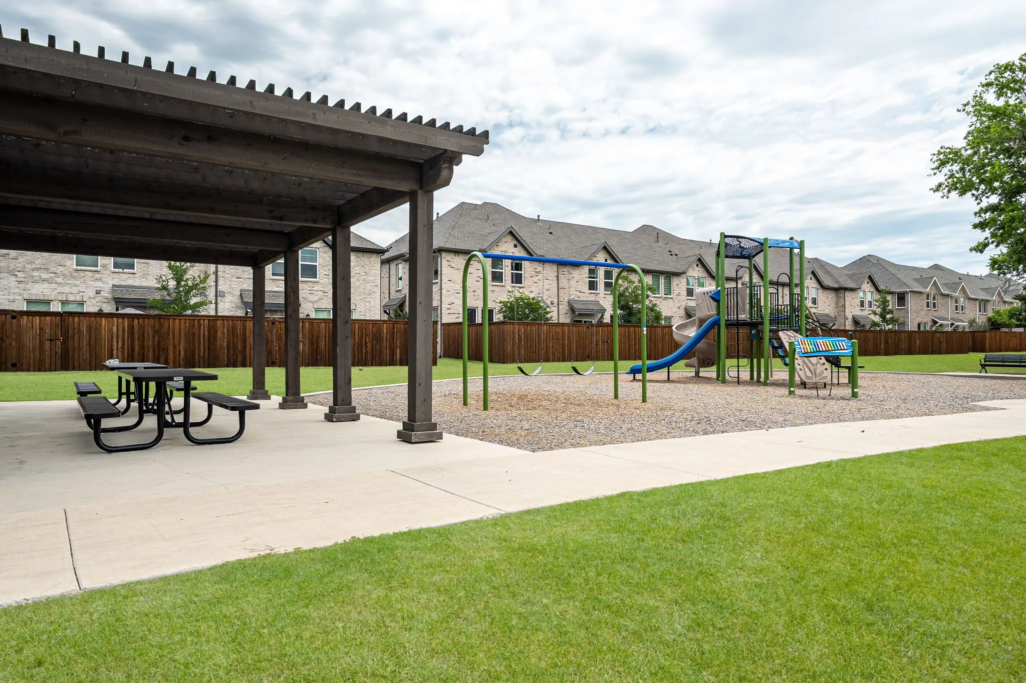 Single Family Residence For Sale in Collin County , 2711 Woodside Road, Celina, Texas 75009, 4 Bedroom, 4 Bathroom, 3 Garage spaces, 3,444 Sqft, built in 2024, mls#21381607, Real Estate Agent in Celina, Homes For Sale in Collin county, Homes For Sale in Celina, Realtor in Celina Texas, Real Estate Brokerage Independent Realty Texas, Luminita Cordes Realtor