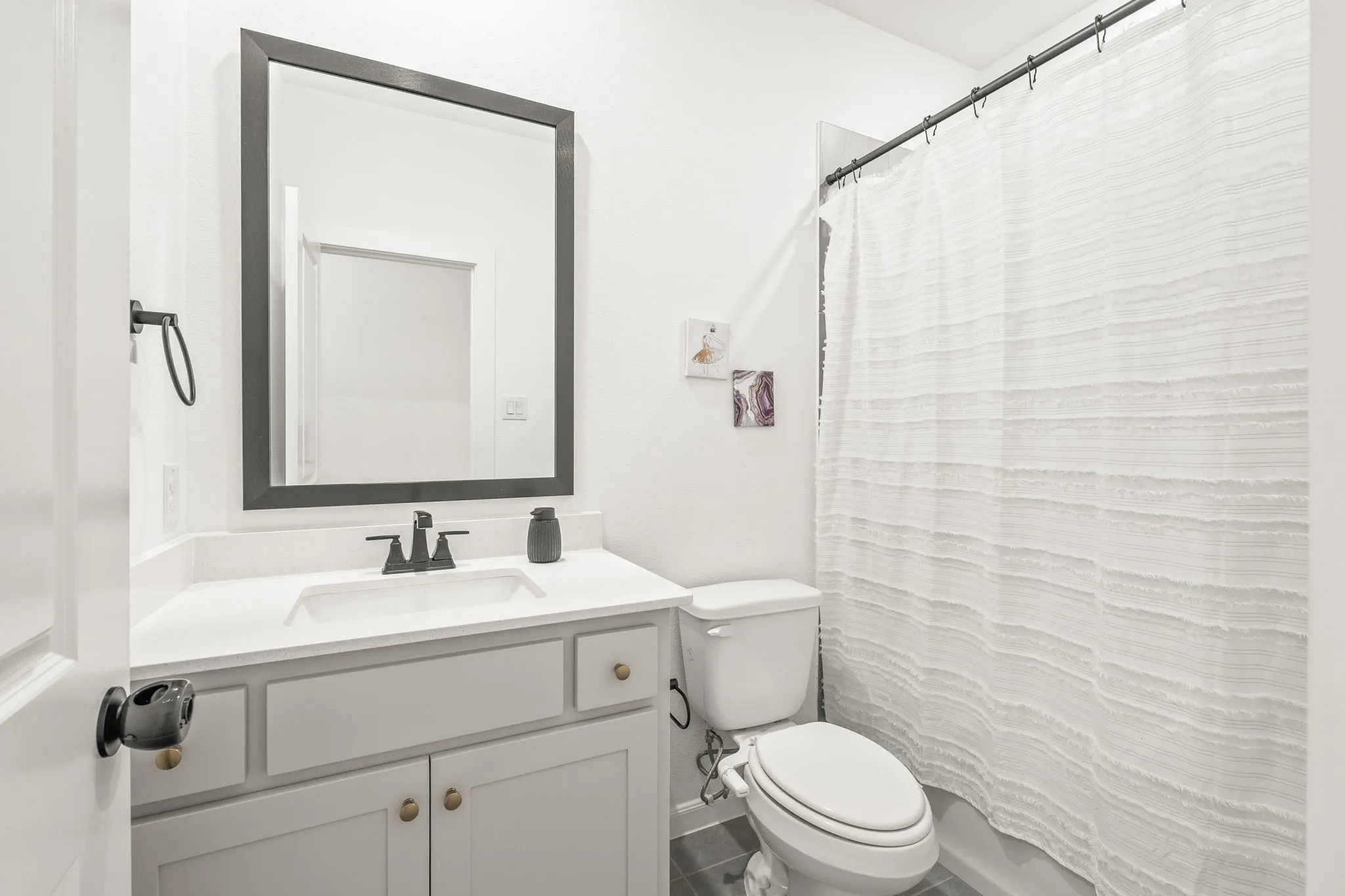 Single Family Residence For Sale in Collin County , 2711 Woodside Road, Celina, Texas 75009, 4 Bedroom, 4 Bathroom, 3 Garage spaces, 3,444 Sqft, built in 2024, mls#21381607, Real Estate Agent in Celina, Homes For Sale in Collin county, Homes For Sale in Celina, Realtor in Celina Texas, Real Estate Brokerage Independent Realty Texas, Luminita Cordes Realtor
