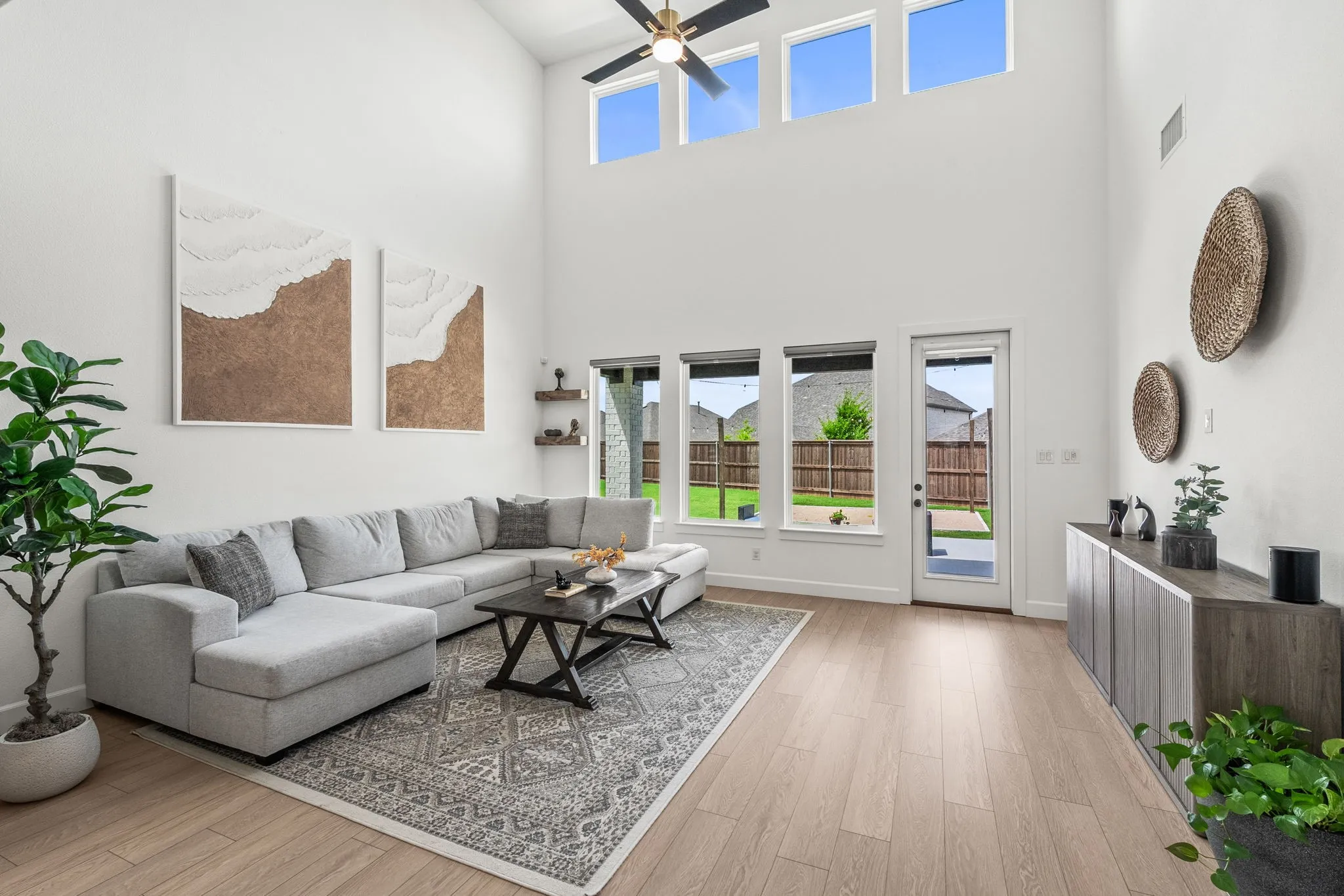 Single Family Residence For Sale in Collin County , 2711 Woodside Road, Celina, Texas 75009, 4 Bedroom, 4 Bathroom, 3 Garage spaces, 3,444 Sqft, built in 2024, mls#21381607, Real Estate Agent in Celina, Homes For Sale in Collin county, Homes For Sale in Celina, Realtor in Celina Texas, Real Estate Brokerage Independent Realty Texas, Luminita Cordes Realtor