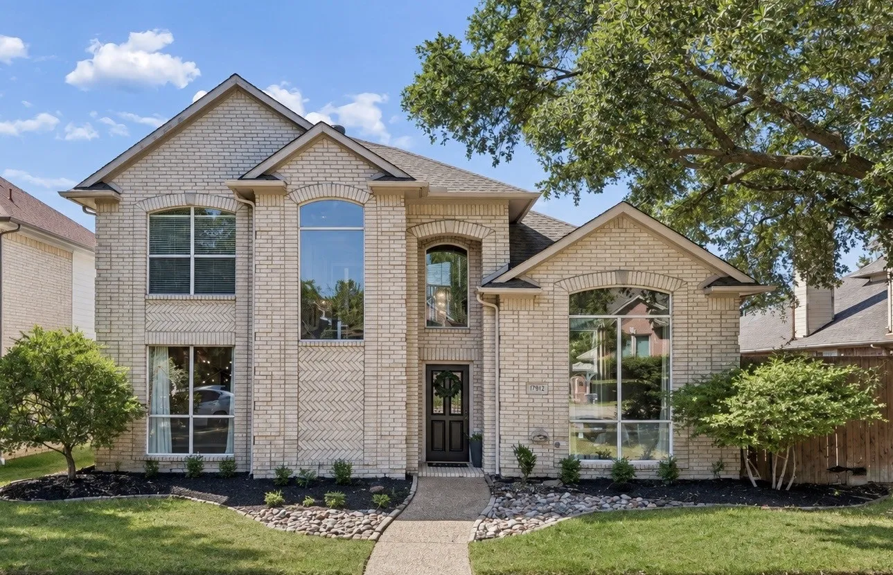Single Family Residence For Sale
