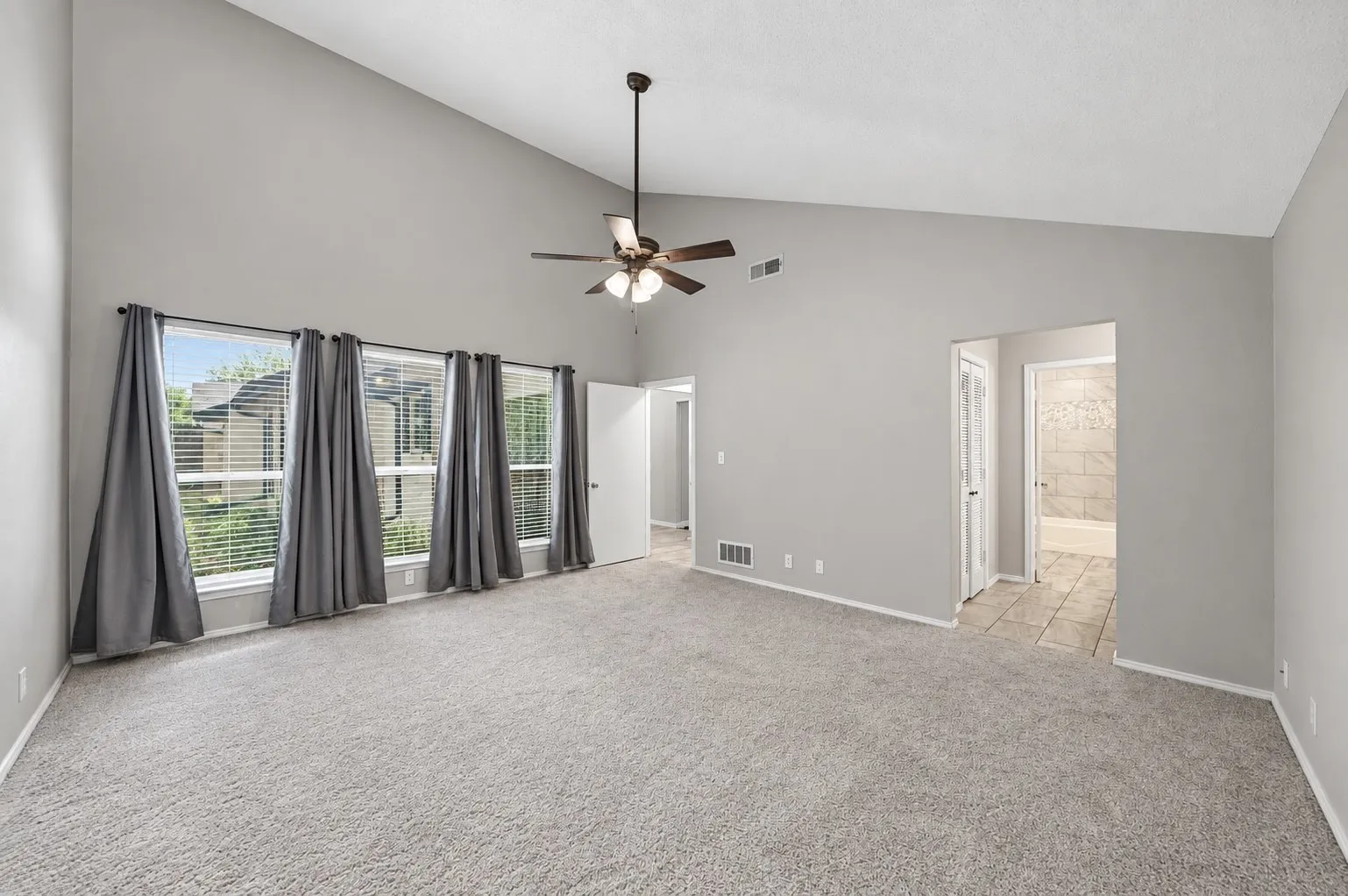 Single Family Residence For Sale in Collin County , 922 Thoreau Lane, Allen, Texas 75002, 5 Bedroom, 2 Bathroom, 2 Garage spaces, 2,500 Sqft, built in 1978, mls#21382756, Real Estate Agent in Allen, Homes For Sale in Collin county, Homes For Sale in Allen, Realtor in Allen Texas, Real Estate Brokerage Independent Realty Texas, Luminita Cordes Realtor
