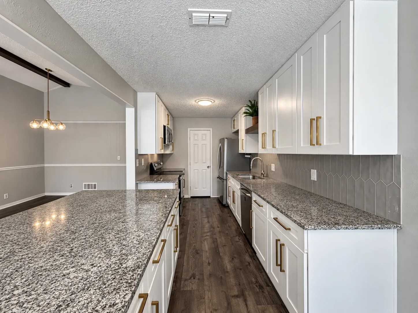 Single Family Residence For Sale in Collin County , 922 Thoreau Lane, Allen, Texas 75002, 5 Bedroom, 2 Bathroom, 2 Garage spaces, 2,500 Sqft, built in 1978, mls#21382756, Real Estate Agent in Allen, Homes For Sale in Collin county, Homes For Sale in Allen, Realtor in Allen Texas, Real Estate Brokerage Independent Realty Texas, Luminita Cordes Realtor