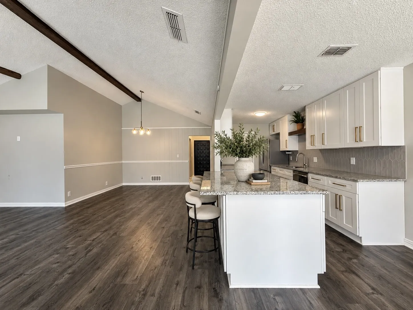 Single Family Residence For Sale in Collin County , 922 Thoreau Lane, Allen, Texas 75002, 5 Bedroom, 2 Bathroom, 2 Garage spaces, 2,500 Sqft, built in 1978, mls#21382756, Real Estate Agent in Allen, Homes For Sale in Collin county, Homes For Sale in Allen, Realtor in Allen Texas, Real Estate Brokerage Independent Realty Texas, Luminita Cordes Realtor