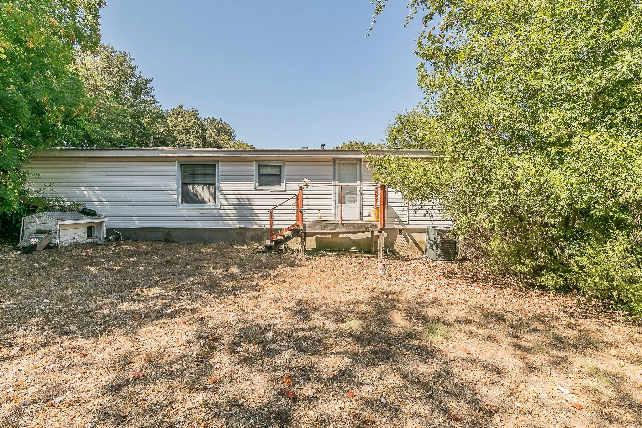Mobile Home For Sale in Johnson County , 822 Quail Run, Cleburne, Texas 76031, 3 Bedroom, 2 Bathroom, Garage spaces, 1,344 Sqft, built in 1982, mls#21382554, Real Estate Agent in Cleburne, Homes For Sale in Johnson county, Homes For Sale in Cleburne, Realtor in Cleburne Texas, Real Estate Brokerage Independent Realty Texas, Luminita Cordes Realtor