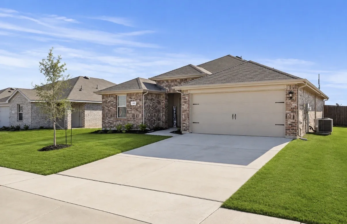 Single Family Residence For Rent in Collin County , 702 Watermill Road, Josephine, Texas 75189, 3 Bedroom, 2 Bathroom, 2 Garage spaces, 1,625 Sqft, built in 2021, mls#21382815, Real Estate Agent in Josephine, Homes For Rent in Collin county, Homes For Rent in Josephine, Realtor in Josephine Texas, Real Estate Brokerage Independent Realty Texas, Luminita Cordes Realtor