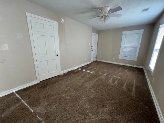 Apartment For Rent in Taylor County , 1118 Amarillo Street 1/2, Abilene, Texas 79602, 2 Bedroom, 1 Bathroom, Garage spaces, 768 Sqft, built in 1945, mls#21382816, Real Estate Agent in Abilene, Homes For Rent in Taylor county, Homes For Rent in Abilene, Realtor in Abilene Texas, Real Estate Brokerage Independent Realty Texas, Luminita Cordes Realtor