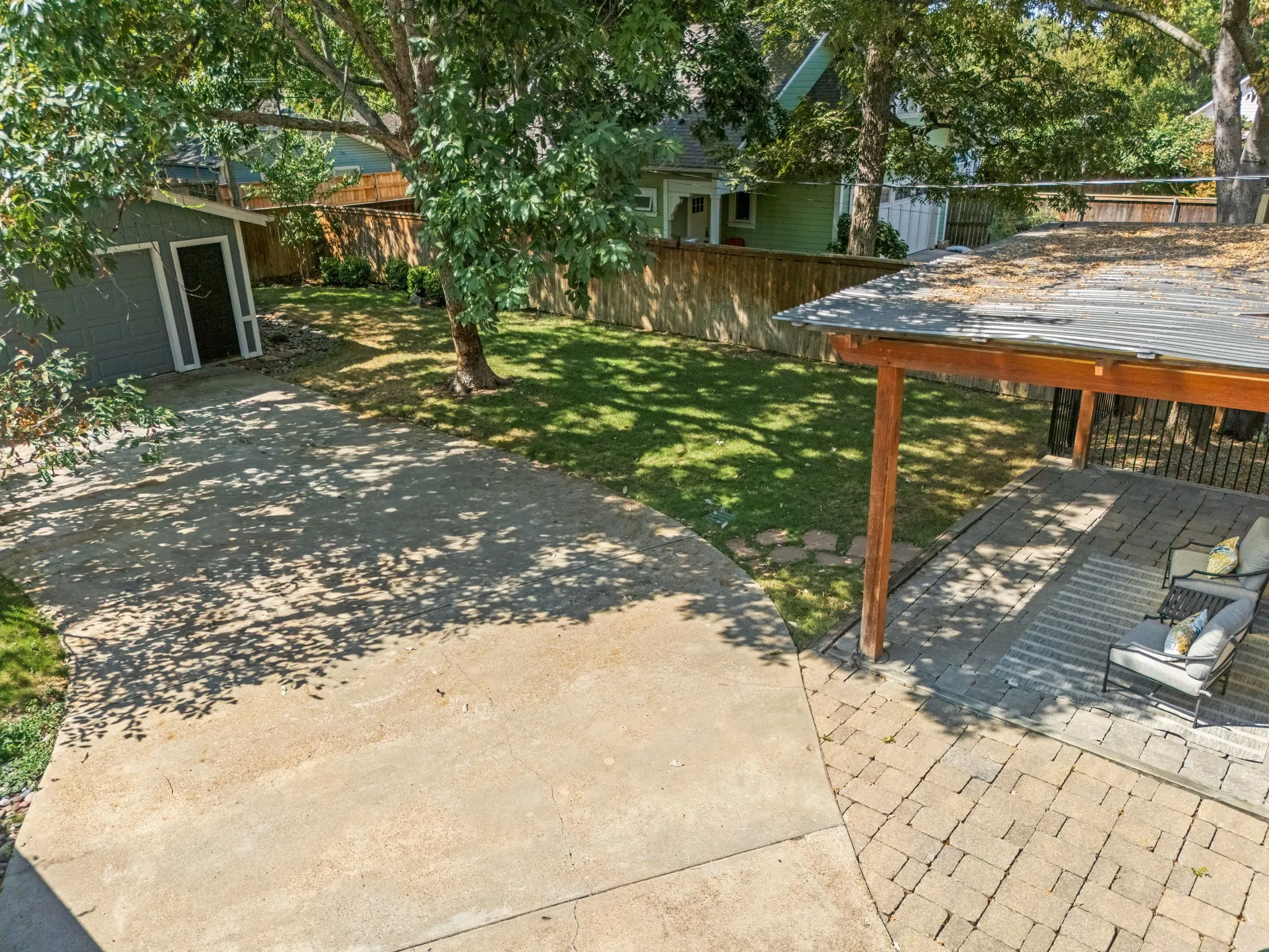 Single Family Residence For Sale in Dallas County , 5326 Vickery Boulevard, Dallas, Texas 75206, 3 Bedroom, 3 Bathroom, 2 Garage spaces, 2,340 Sqft, built in 1920, mls#21382818, Real Estate Agent in Dallas, Homes For Sale in Dallas county, Homes For Sale in Dallas, Realtor in Dallas Texas, Real Estate Brokerage Independent Realty Texas, Luminita Cordes Realtor