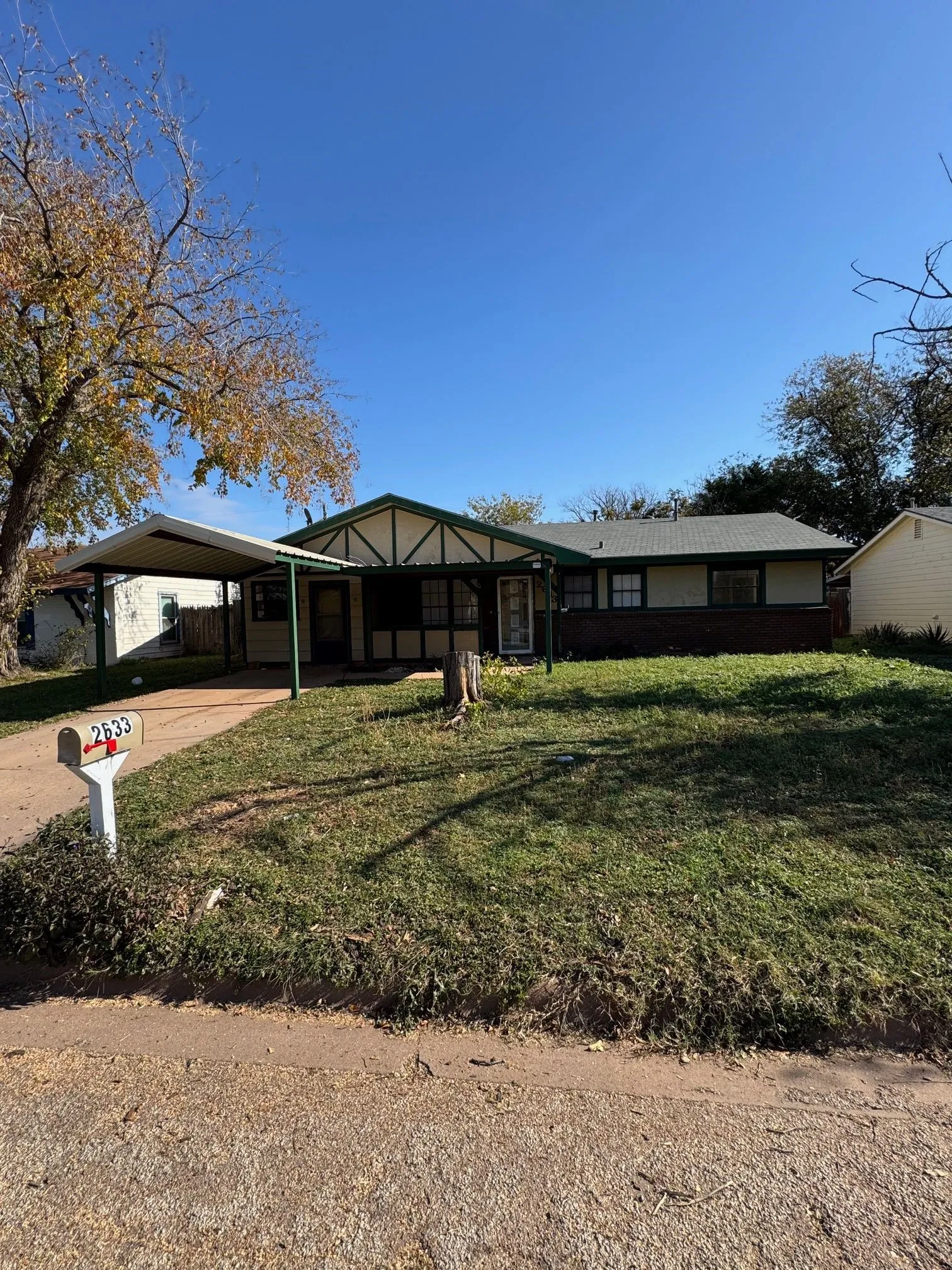 Single Family Residence For Rent in Taylor County , 2633 Minter Lane, Abilene, Texas 79603, 4 Bedroom, 2 Bathroom, Garage spaces, 1,286 Sqft, built in 1961, mls#21382825, Real Estate Agent in Abilene, Homes For Rent in Taylor county, Homes For Rent in Abilene, Realtor in Abilene Texas, Real Estate Brokerage Independent Realty Texas, Luminita Cordes Realtor