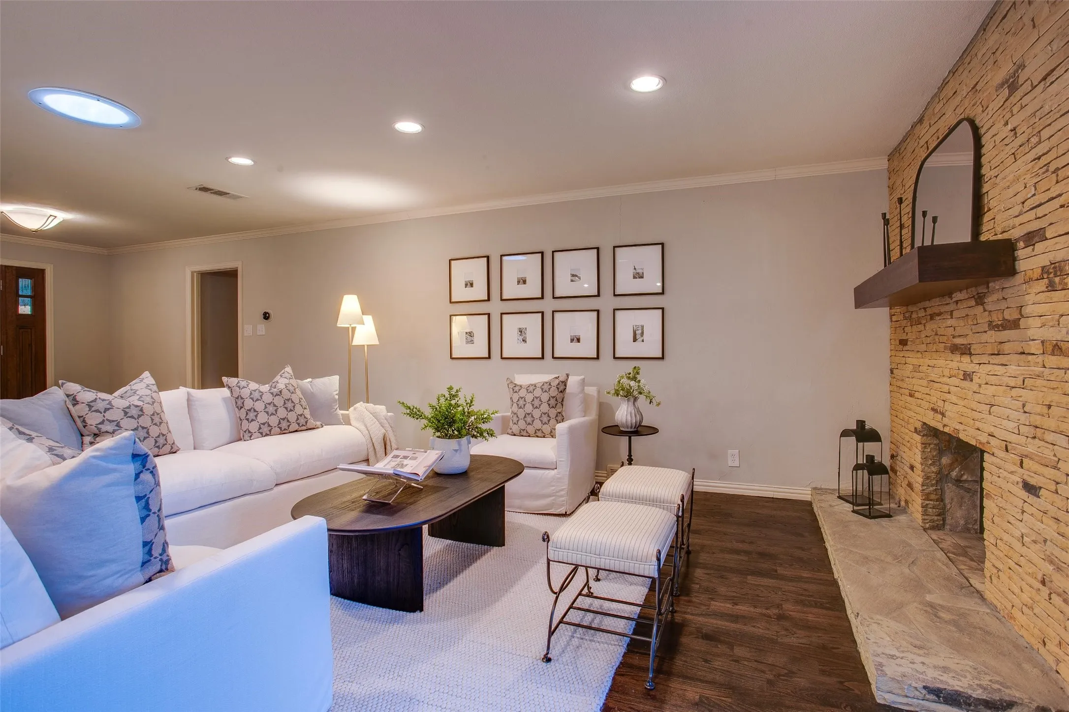Another view of the light-filled central Living Room and its generous proportions.
