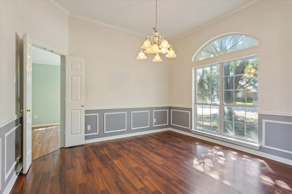 Single Family Residence For Sale in Mc Lennan County , 10005 Polo Park Circle, Waco, Texas 76712, 4 Bedroom, 3 Bathroom, 2 Garage spaces, 2,087 Sqft, built in 1997, mls#21382826, Real Estate Agent in Waco, Homes For Sale in Mc Lennan county, Homes For Sale in Waco, Realtor in Waco Texas, Real Estate Brokerage Independent Realty Texas, Luminita Cordes Realtor