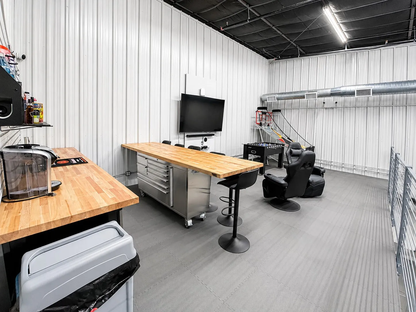 Industrial For Sale in Denton County , 853 Main Street B11, Lake Dallas, Texas 75065, 0, 0, Garage spaces, 0 Sqft, built in 2019, mls#21382235, Real Estate Agent in Lake Dallas, Homes For Sale in Denton county, Homes For Sale in Lake Dallas, Realtor in Lake Dallas Texas, Real Estate Brokerage Independent Realty Texas, Luminita Cordes Realtor