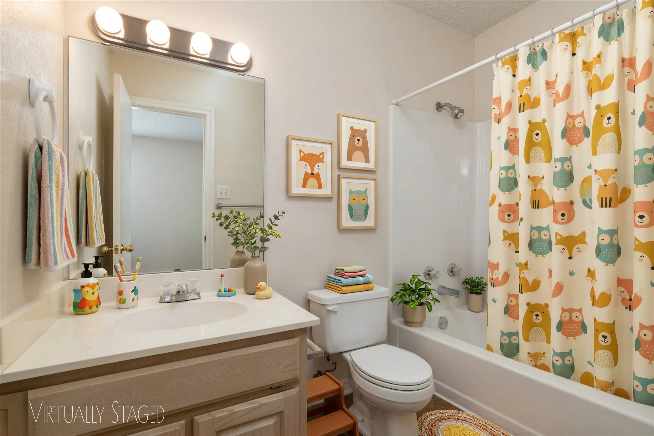 Single Family Residence For Sale in Parker County , 1412 S Elm Street, Weatherford, Texas 76086, 3 Bedroom, 2 Bathroom, 1 Garage spaces, 1,080 Sqft, built in 1995, mls#21381426, Real Estate Agent in Weatherford, Homes For Sale in Parker county, Homes For Sale in Weatherford, Realtor in Weatherford Texas, Real Estate Brokerage Independent Realty Texas, Luminita Cordes Realtor