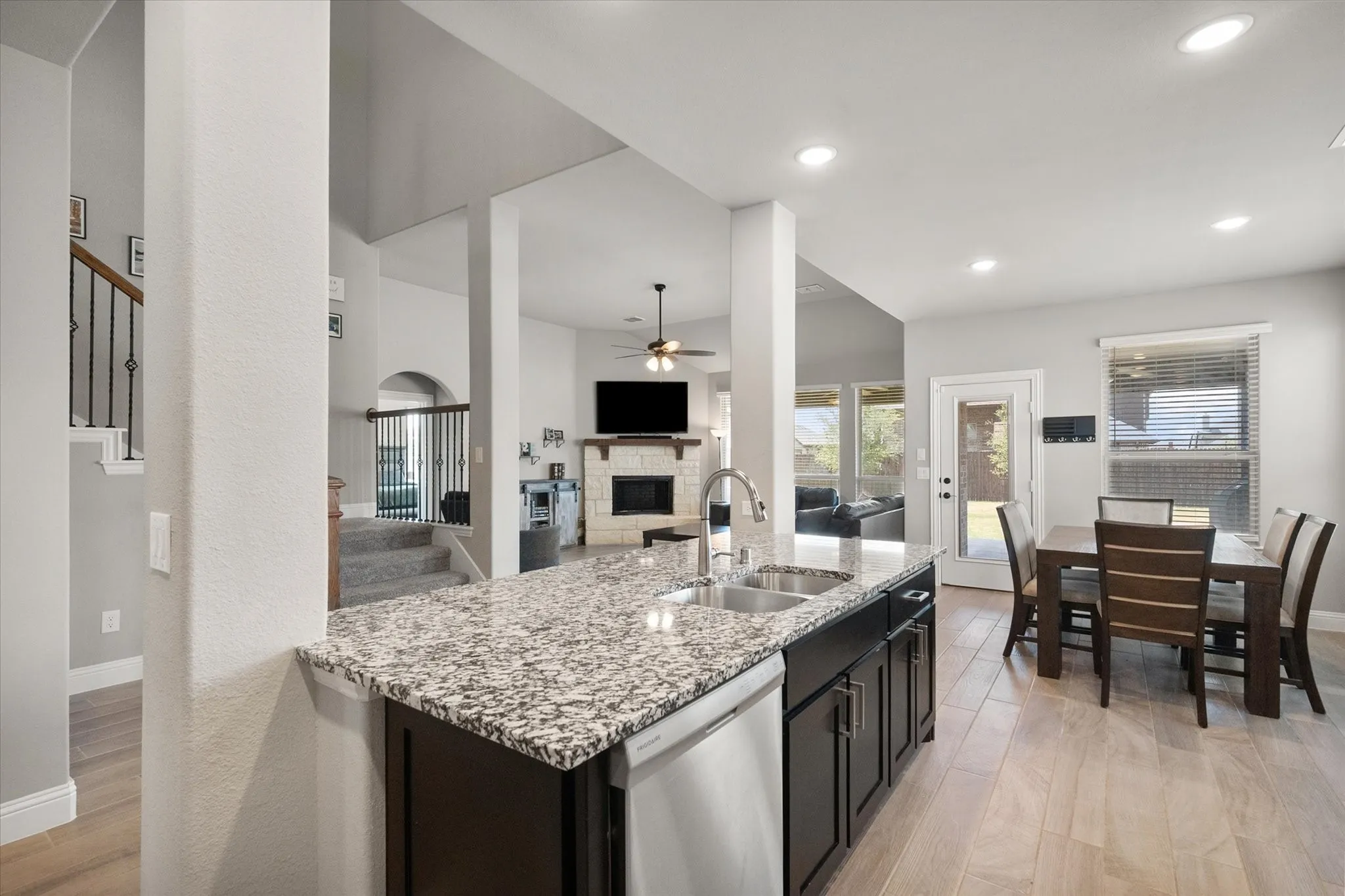 Single Family Residence For Sale in Tarrant County , 2605 Dylan Lane, Mansfield, Texas 76063, 4 Bedroom, 3 Bathroom, 3 Garage spaces, 3,430 Sqft, built in 2022, mls#21381753, Real Estate Agent in Mansfield, Homes For Sale in Tarrant county, Homes For Sale in Mansfield, Realtor in Mansfield Texas, Real Estate Brokerage Independent Realty Texas, Luminita Cordes Realtor