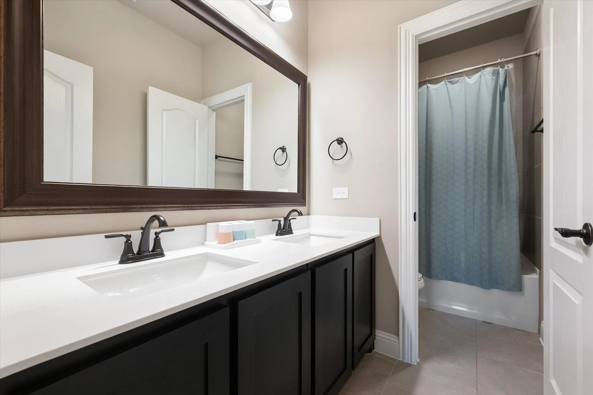 Secondary bathroom