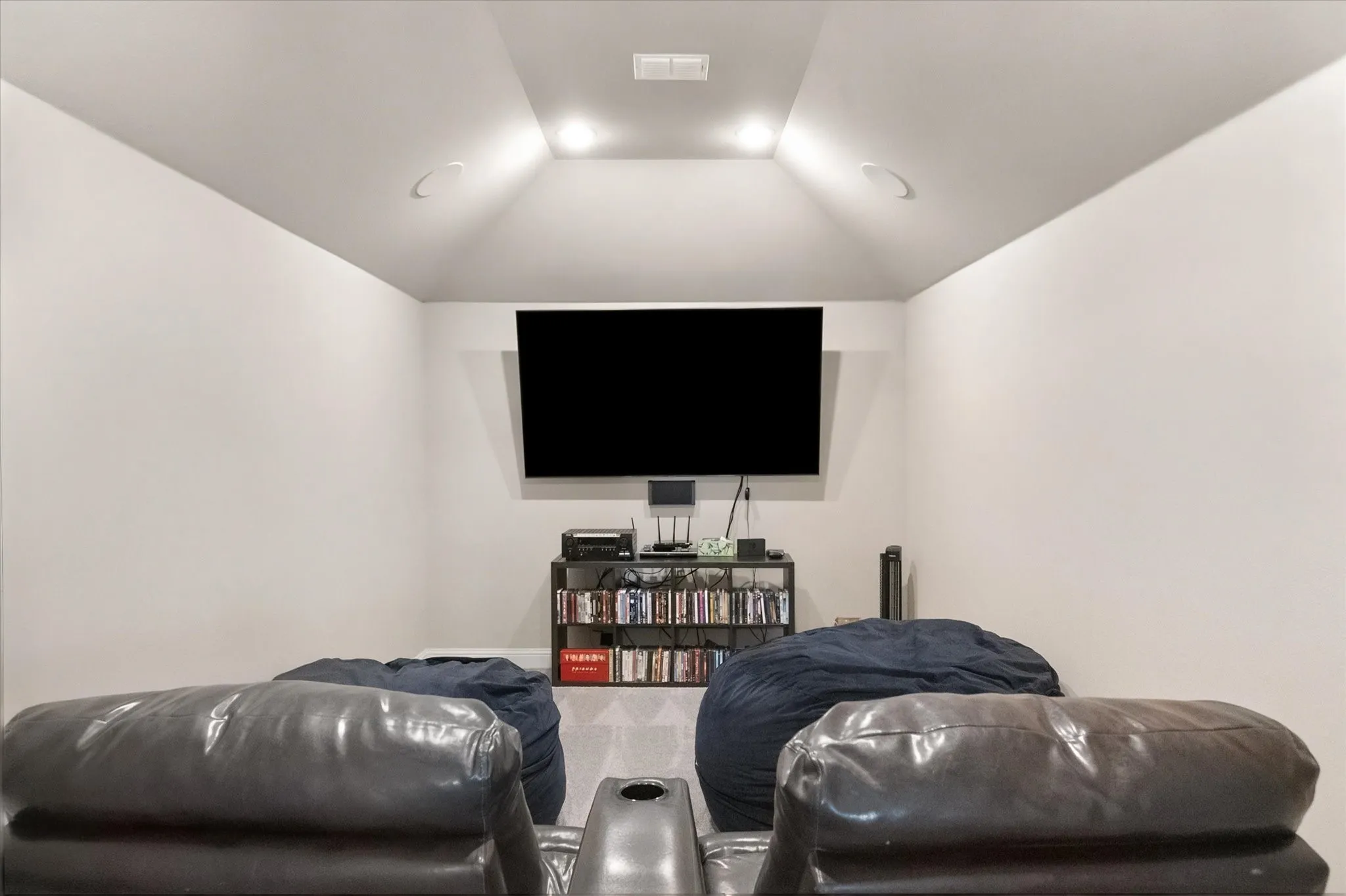 Single Family Residence For Sale in Tarrant County , 2605 Dylan Lane, Mansfield, Texas 76063, 4 Bedroom, 3 Bathroom, 3 Garage spaces, 3,430 Sqft, built in 2022, mls#21381753, Real Estate Agent in Mansfield, Homes For Sale in Tarrant county, Homes For Sale in Mansfield, Realtor in Mansfield Texas, Real Estate Brokerage Independent Realty Texas, Luminita Cordes Realtor