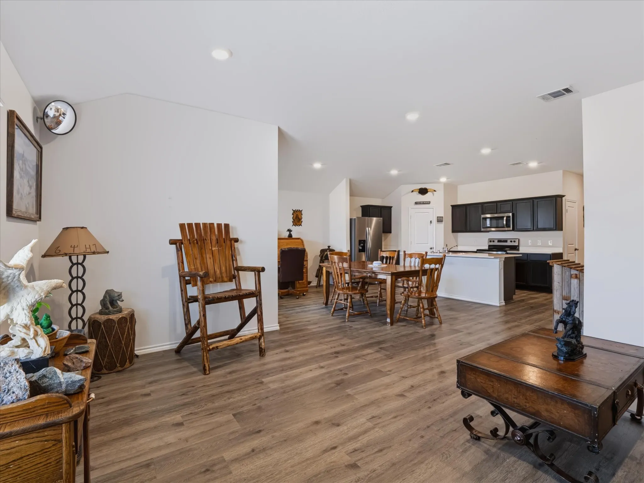 Single Family Residence For Sale in Cooke County , 740 Amelia Court, Pilot Point, Texas 76258, 4 Bedroom, 2 Bathroom, 2 Garage spaces, 1,771 Sqft, built in 2022, mls#21380101, Real Estate Agent in Pilot Point, Homes For Sale in Cooke county, Homes For Sale in Pilot Point, Realtor in Pilot Point Texas, Real Estate Brokerage Independent Realty Texas, Luminita Cordes Realtor