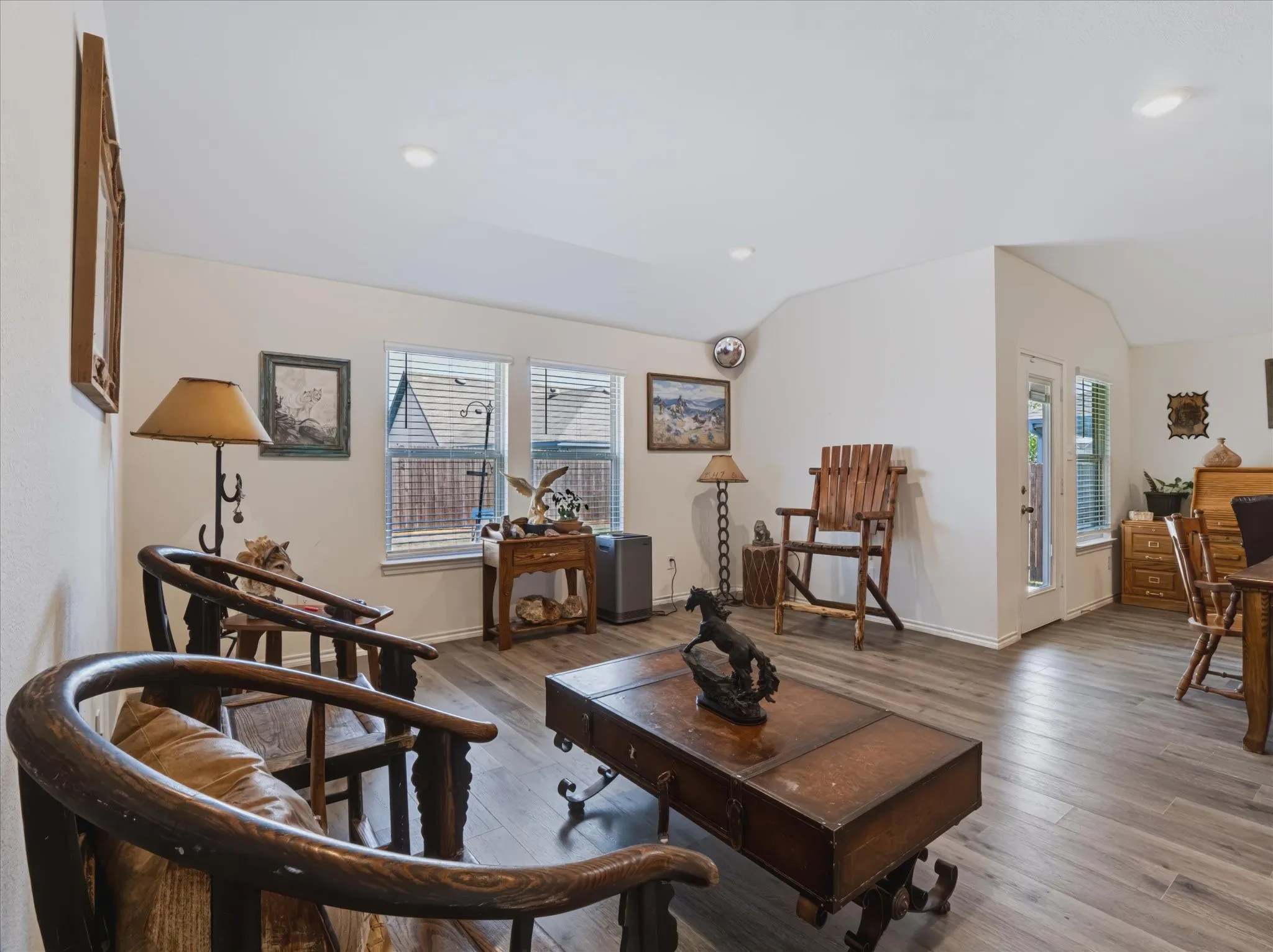 Single Family Residence For Sale in Cooke County , 740 Amelia Court, Pilot Point, Texas 76258, 4 Bedroom, 2 Bathroom, 2 Garage spaces, 1,771 Sqft, built in 2022, mls#21380101, Real Estate Agent in Pilot Point, Homes For Sale in Cooke county, Homes For Sale in Pilot Point, Realtor in Pilot Point Texas, Real Estate Brokerage Independent Realty Texas, Luminita Cordes Realtor