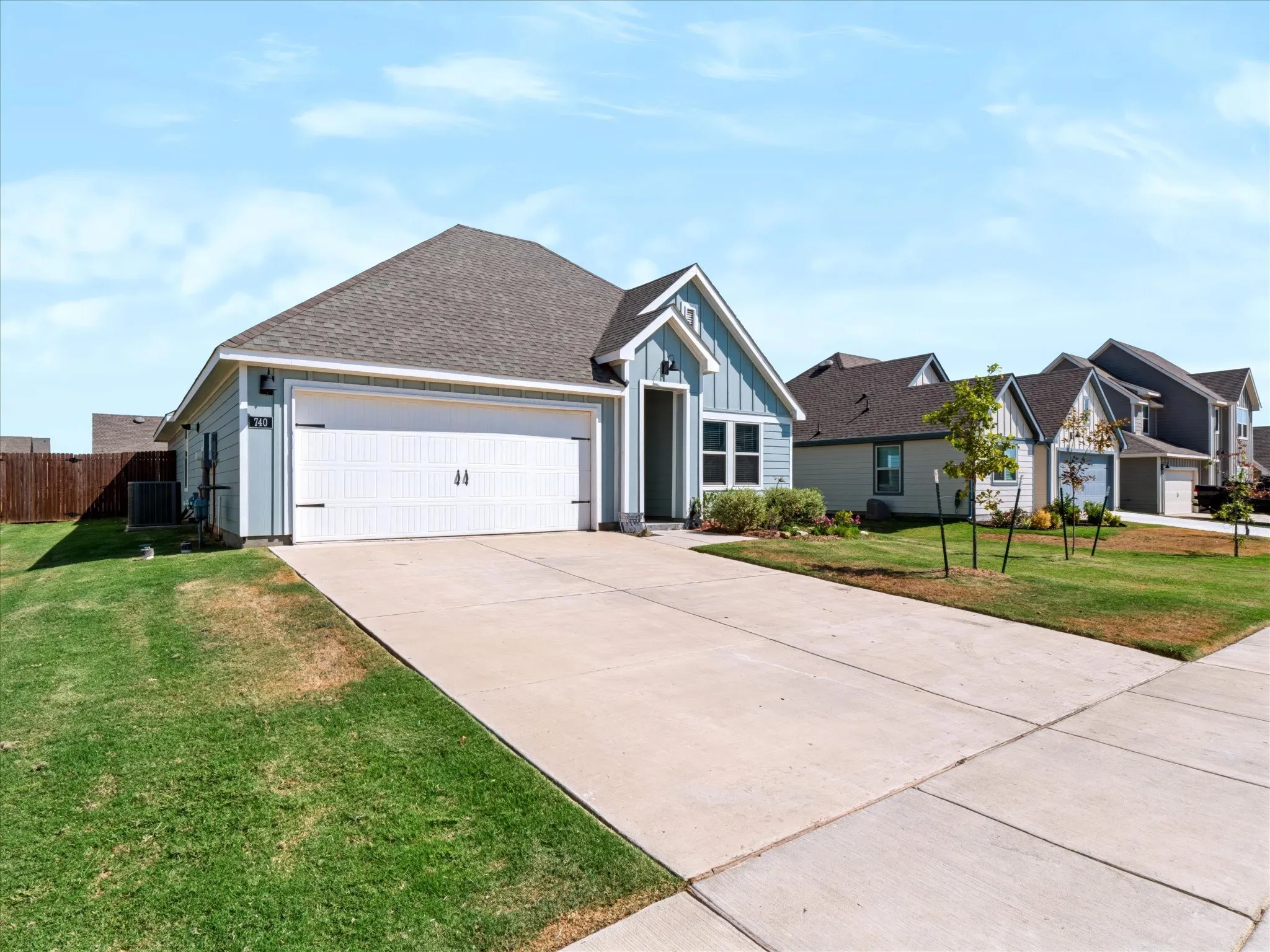 Single Family Residence For Sale in Cooke County , 740 Amelia Court, Pilot Point, Texas 76258, 4 Bedroom, 2 Bathroom, 2 Garage spaces, 1,771 Sqft, built in 2022, mls#21380101, Real Estate Agent in Pilot Point, Homes For Sale in Cooke county, Homes For Sale in Pilot Point, Realtor in Pilot Point Texas, Real Estate Brokerage Independent Realty Texas, Luminita Cordes Realtor