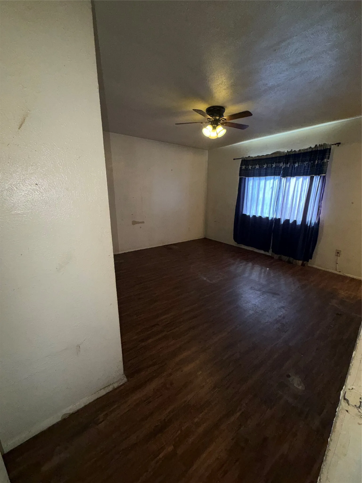 Single Family Residence For Sale in Dallas County , 9419 Culberson Street, Dallas, Texas 75227, 3 Bedroom, 2 Bathroom, Garage spaces, 1,306 Sqft, built in 1983, mls#21382848, Real Estate Agent in Dallas, Homes For Sale in Dallas county, Homes For Sale in Dallas, Realtor in Dallas Texas, Real Estate Brokerage Independent Realty Texas, Luminita Cordes Realtor