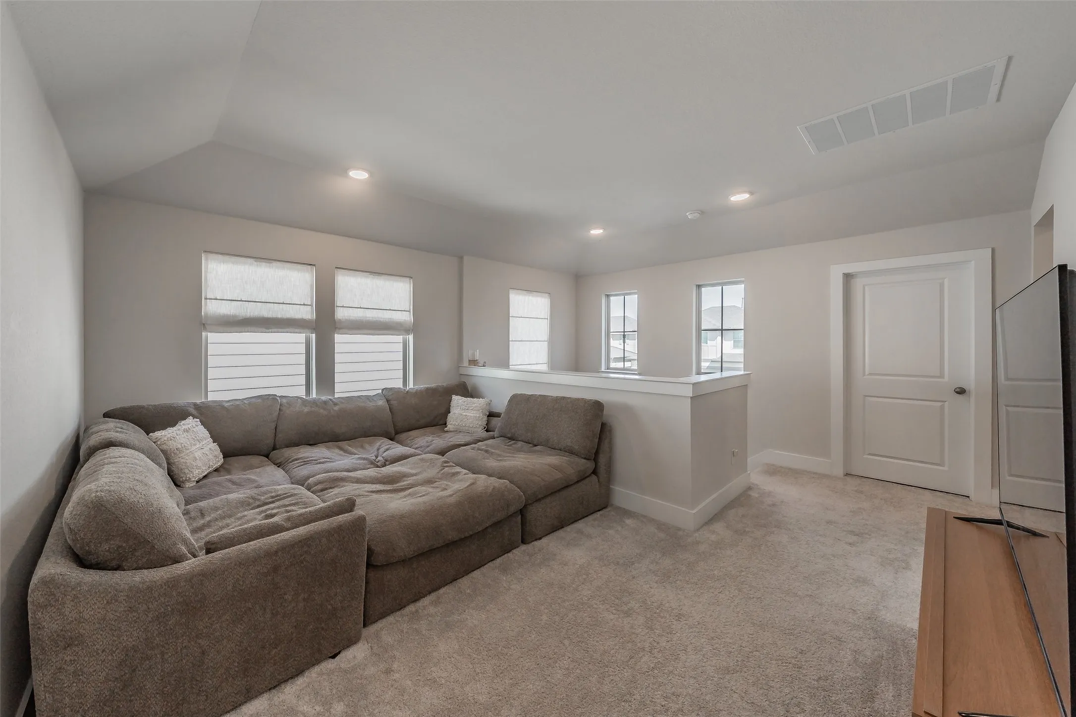 Single Family Residence For Sale in Denton County , 741 Peaceful Lane, Argyle, Texas 76226, 3 Bedroom, 3 Bathroom, 2 Garage spaces, 2,375 Sqft, built in 2023, mls#21382851, Real Estate Agent in Argyle, Homes For Sale in Denton county, Homes For Sale in Argyle, Realtor in Argyle Texas, Real Estate Brokerage Independent Realty Texas, Luminita Cordes Realtor