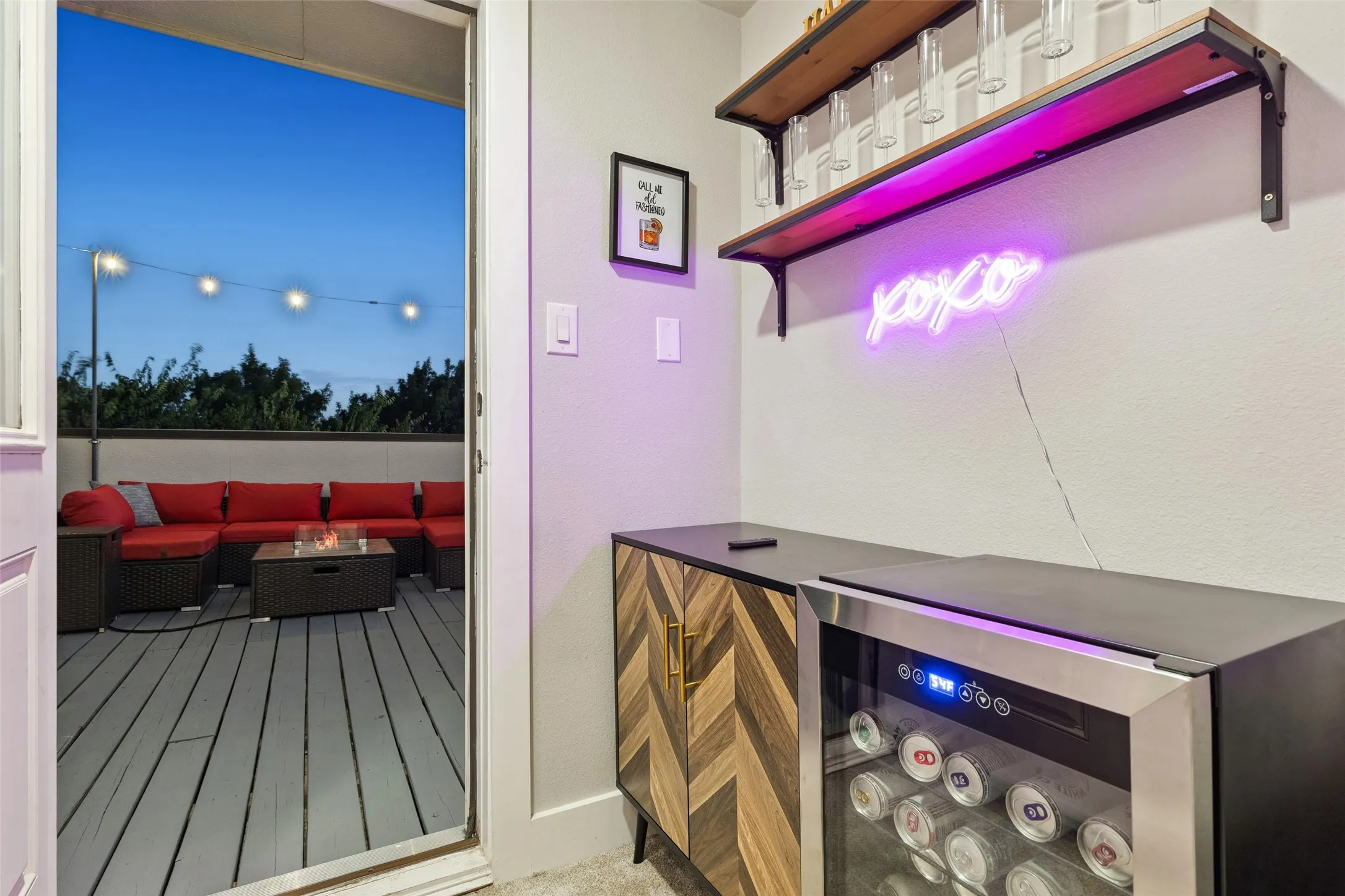 Condominium For Sale in Dallas County , 5914 Lindell Avenue 400, Dallas, Texas 75206, 2 Bedroom, 3 Bathroom, 2 Garage spaces, 1,502 Sqft, built in 2015, mls#21382150, Real Estate Agent in Dallas, Homes For Sale in Dallas county, Homes For Sale in Dallas, Realtor in Dallas Texas, Real Estate Brokerage Independent Realty Texas, Luminita Cordes Realtor