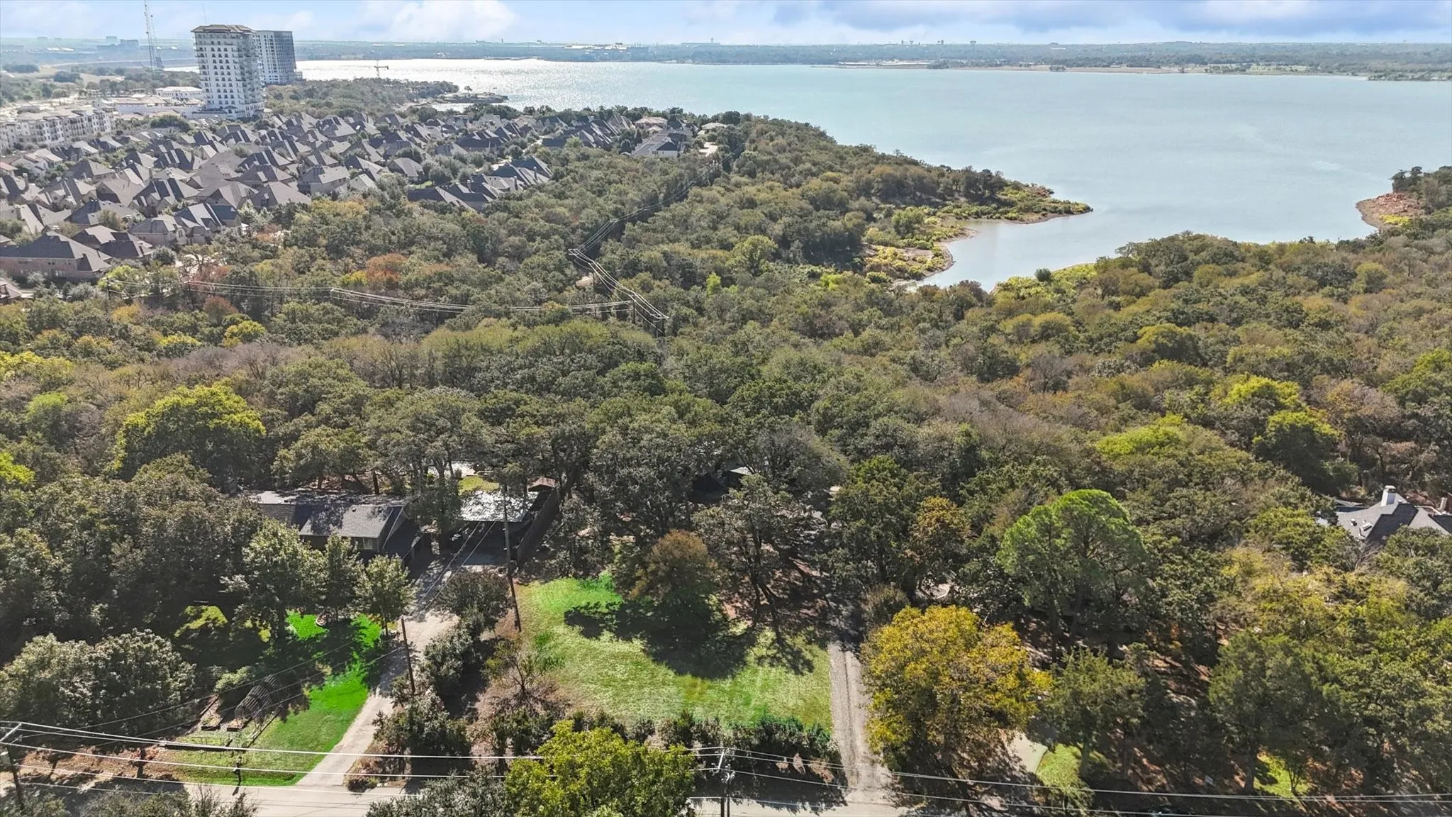 Single Family Residence For Rent in Denton County , 2713 Mcpherson Lane, Flower Mound, Texas 75022, 4 Bedroom, 4 Bathroom, 2 Garage spaces, 2,697 Sqft, built in 1962, mls#21382830, Real Estate Agent in Flower Mound, Homes For Rent in Denton county, Homes For Rent in Flower Mound, Realtor in Flower Mound Texas, Real Estate Brokerage Independent Realty Texas, Luminita Cordes Realtor