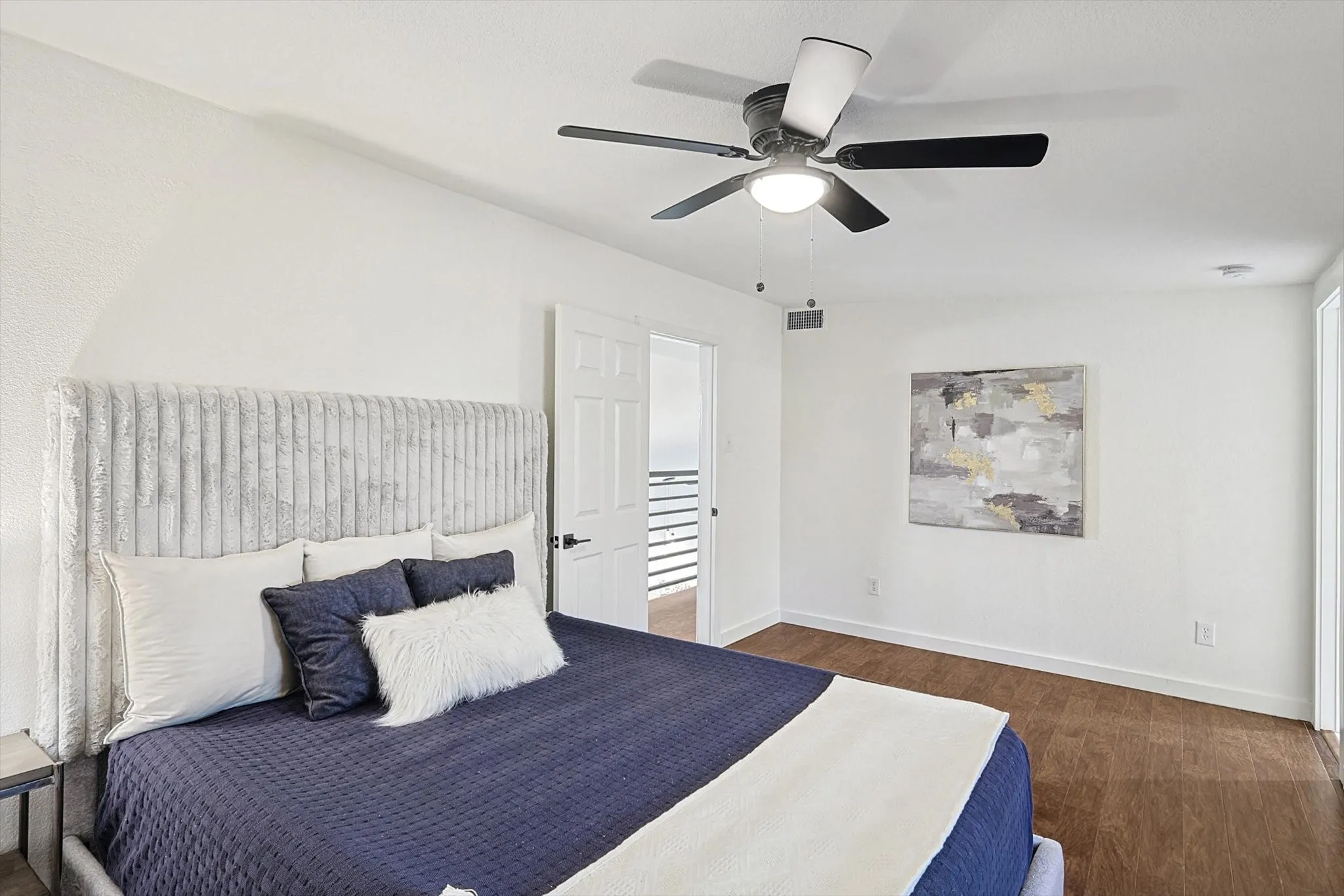Single Family Residence For Rent in Denton County , 2713 Mcpherson Lane, Flower Mound, Texas 75022, 4 Bedroom, 4 Bathroom, 2 Garage spaces, 2,697 Sqft, built in 1962, mls#21382830, Real Estate Agent in Flower Mound, Homes For Rent in Denton county, Homes For Rent in Flower Mound, Realtor in Flower Mound Texas, Real Estate Brokerage Independent Realty Texas, Luminita Cordes Realtor