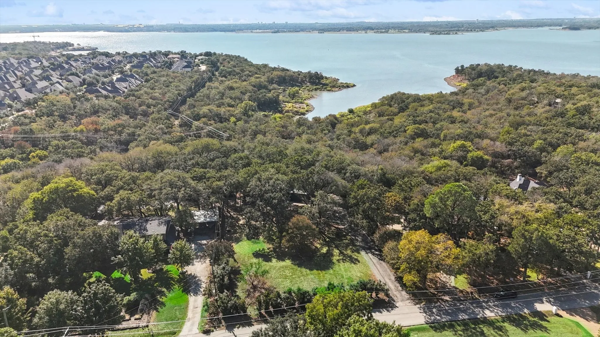 Single Family Residence For Rent in Denton County , 2713 Mcpherson Lane, Flower Mound, Texas 75022, 4 Bedroom, 4 Bathroom, 2 Garage spaces, 2,697 Sqft, built in 1962, mls#21382830, Real Estate Agent in Flower Mound, Homes For Rent in Denton county, Homes For Rent in Flower Mound, Realtor in Flower Mound Texas, Real Estate Brokerage Independent Realty Texas, Luminita Cordes Realtor