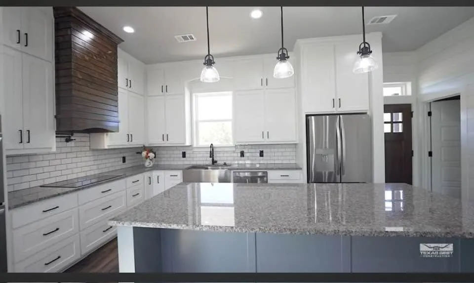 Single Family Residence For Sale in Hill County , 5740 FM 933, Whitney, Texas 76692, 3 Bedroom, 3 Bathroom, 2 Garage spaces, 1,834 Sqft, built in 2021, mls#21382738, Real Estate Agent in Whitney, Homes For Sale in Hill county, Homes For Sale in Whitney, Realtor in Whitney Texas, Real Estate Brokerage Independent Realty Texas, Luminita Cordes Realtor