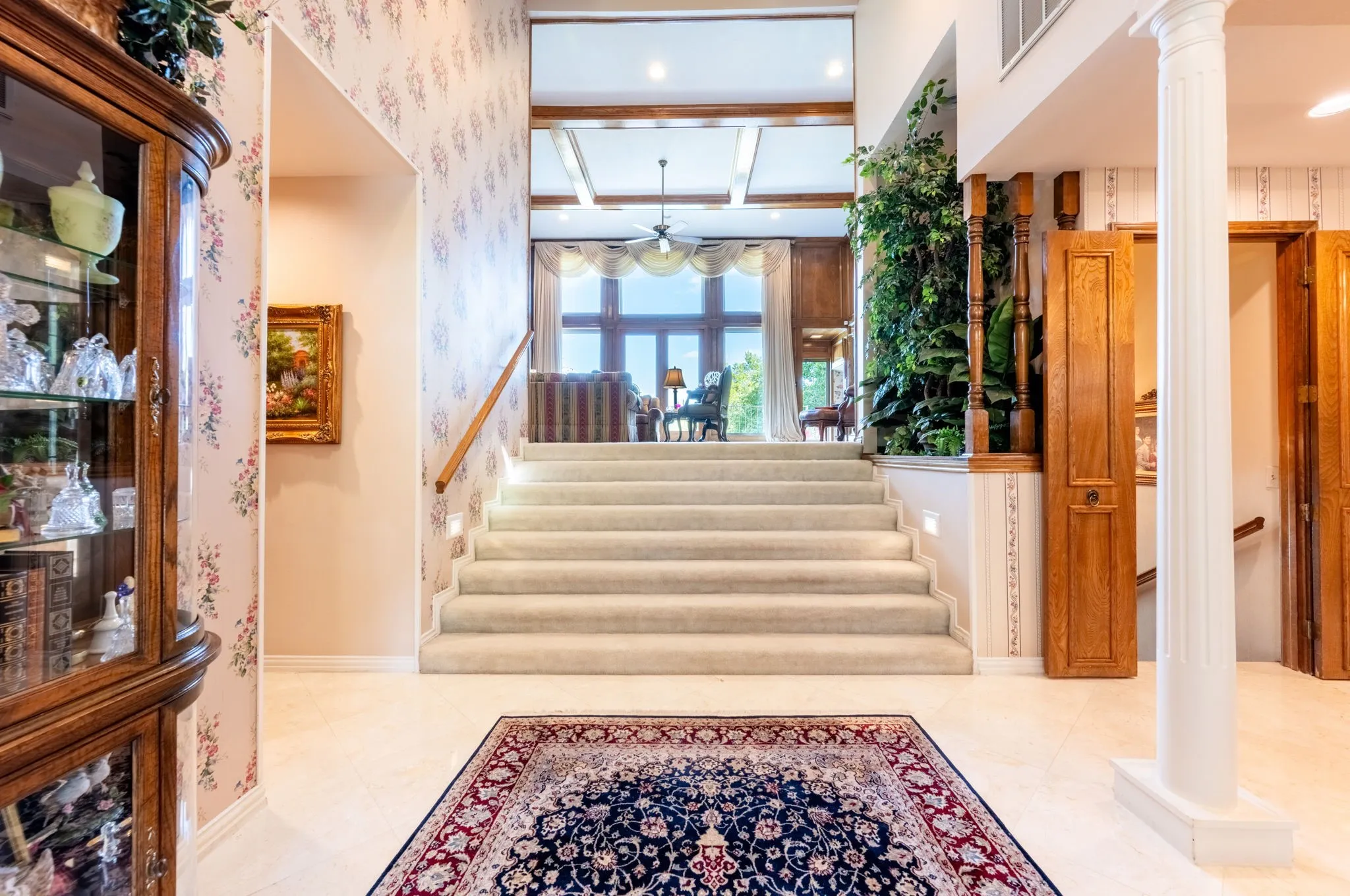 Single Family Residence For Sale in Dallas County , 3316 S Country Club Road, Garland, Texas 75043, 4 Bedroom, 5 Bathroom, 3 Garage spaces, 4,637 Sqft, built in 1984, mls#21382526, Real Estate Agent in Garland, Homes For Sale in Dallas county, Homes For Sale in Garland, Realtor in Garland Texas, Real Estate Brokerage Independent Realty Texas, Luminita Cordes Realtor