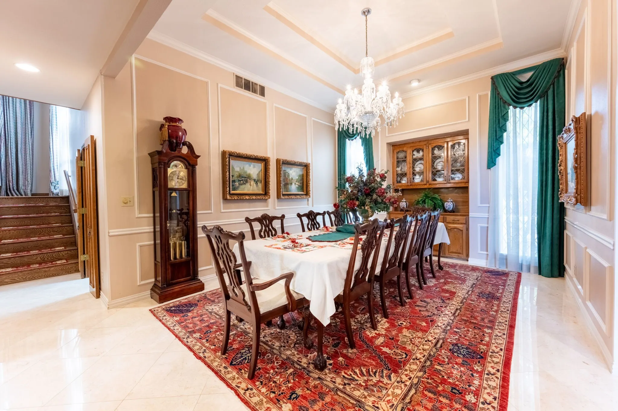 Single Family Residence For Sale in Dallas County , 3316 S Country Club Road, Garland, Texas 75043, 4 Bedroom, 5 Bathroom, 3 Garage spaces, 4,637 Sqft, built in 1984, mls#21382526, Real Estate Agent in Garland, Homes For Sale in Dallas county, Homes For Sale in Garland, Realtor in Garland Texas, Real Estate Brokerage Independent Realty Texas, Luminita Cordes Realtor