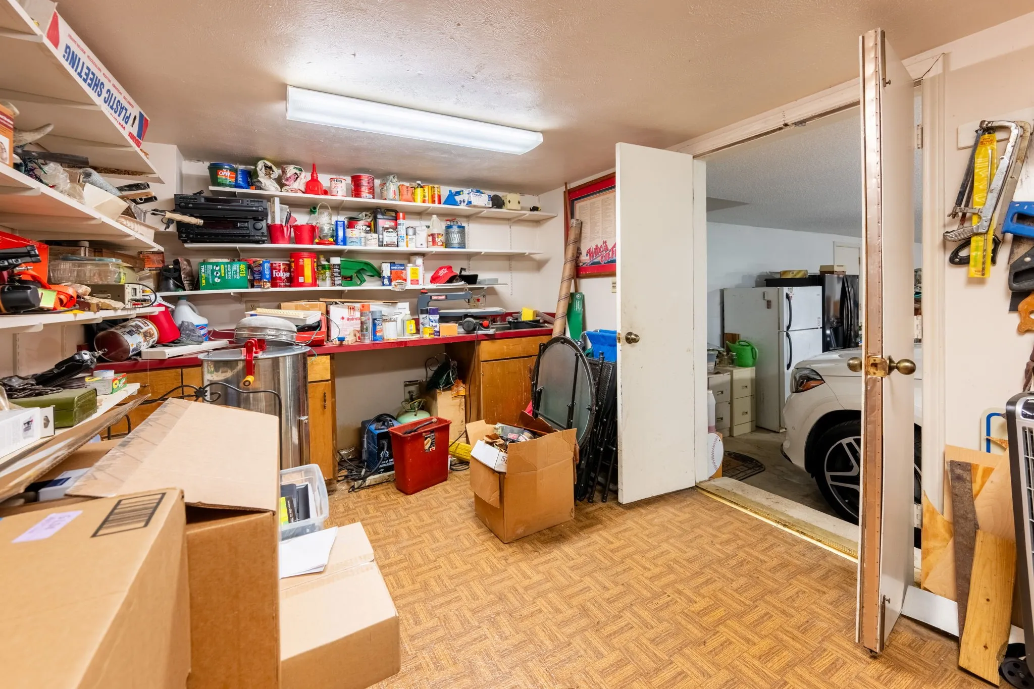 Garage Workshop with AC