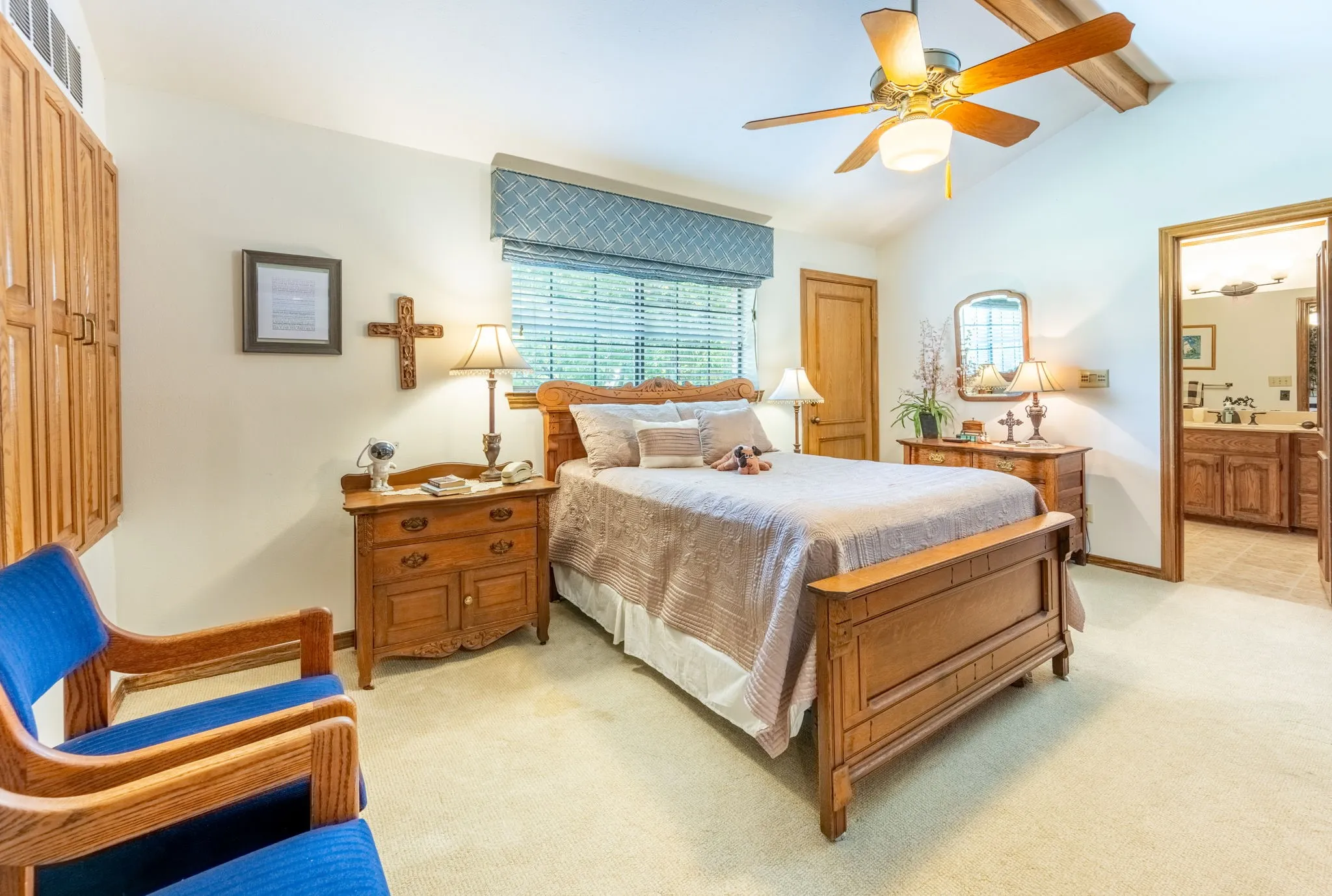 Upstairs bedroom