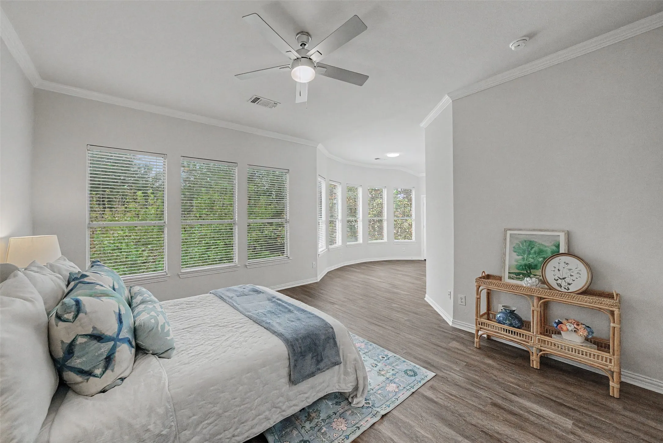 Single Family Residence For Sale in Denton County , 2100 Copperfield Court, Frisco, Texas 75036, 4 Bedroom, 3 Bathroom, 3 Garage spaces, 4,152 Sqft, built in 1999, mls#21369997, Real Estate Agent in Frisco, Homes For Sale in Denton county, Homes For Sale in Frisco, Realtor in Frisco Texas, Real Estate Brokerage Independent Realty Texas, Luminita Cordes Realtor