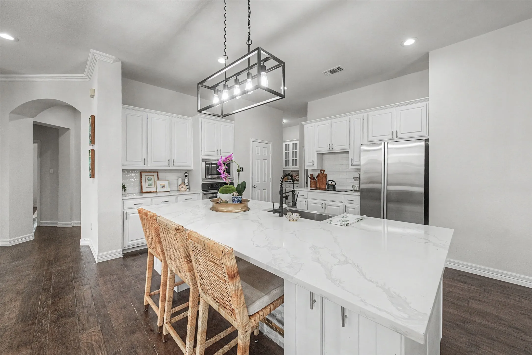 Single Family Residence For Sale in Denton County , 2100 Copperfield Court, Frisco, Texas 75036, 4 Bedroom, 3 Bathroom, 3 Garage spaces, 4,152 Sqft, built in 1999, mls#21369997, Real Estate Agent in Frisco, Homes For Sale in Denton county, Homes For Sale in Frisco, Realtor in Frisco Texas, Real Estate Brokerage Independent Realty Texas, Luminita Cordes Realtor