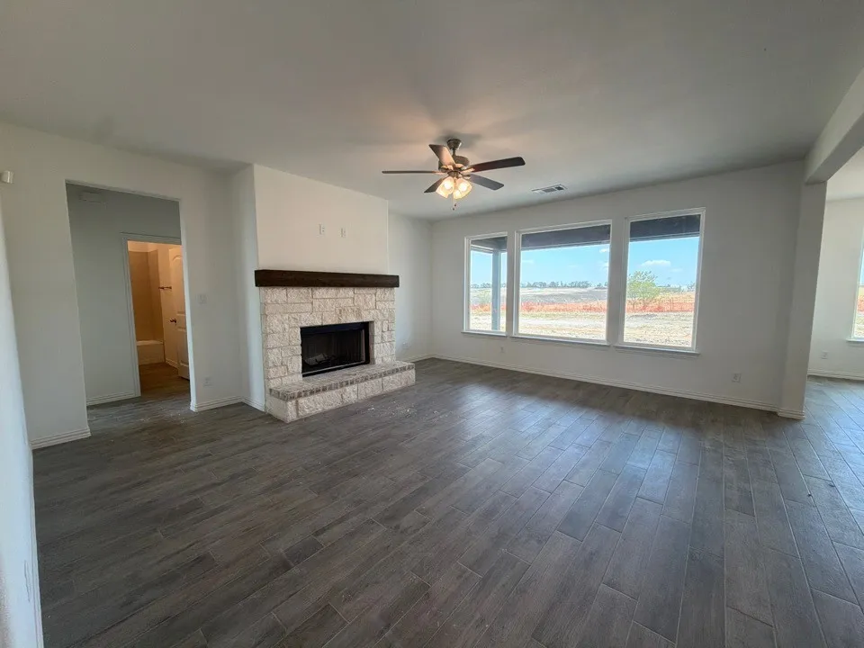 Single Family Residence For Sale in Wise County , 124 Pheasant Run Drive, New Fairview, Texas 76078, 3 Bedroom, 2 Bathroom, 3 Garage spaces, 2,020 Sqft, built in 2026, mls#21380239, Real Estate Agent in New Fairview, Homes For Sale in Wise county, Homes For Sale in New Fairview, Realtor in New Fairview Texas, Real Estate Brokerage Independent Realty Texas, Luminita Cordes Realtor