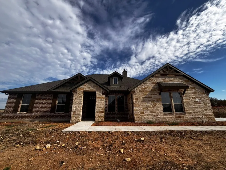 Single Family Residence For Sale in Wise County , 128 Pheasant Run Drive, New Fairview, Texas 76078, 4 Bedroom, 3 Bathroom, 2 Garage spaces, 2,229 Sqft, built in 2026, mls#21380262, Real Estate Agent in New Fairview, Homes For Sale in Wise county, Homes For Sale in New Fairview, Realtor in New Fairview Texas, Real Estate Brokerage Independent Realty Texas, Luminita Cordes Realtor